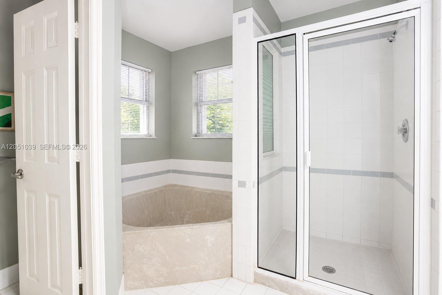 Photo of 1115 Weeping Willow Way  (1115), Hollywood, Florida, 33019 - 