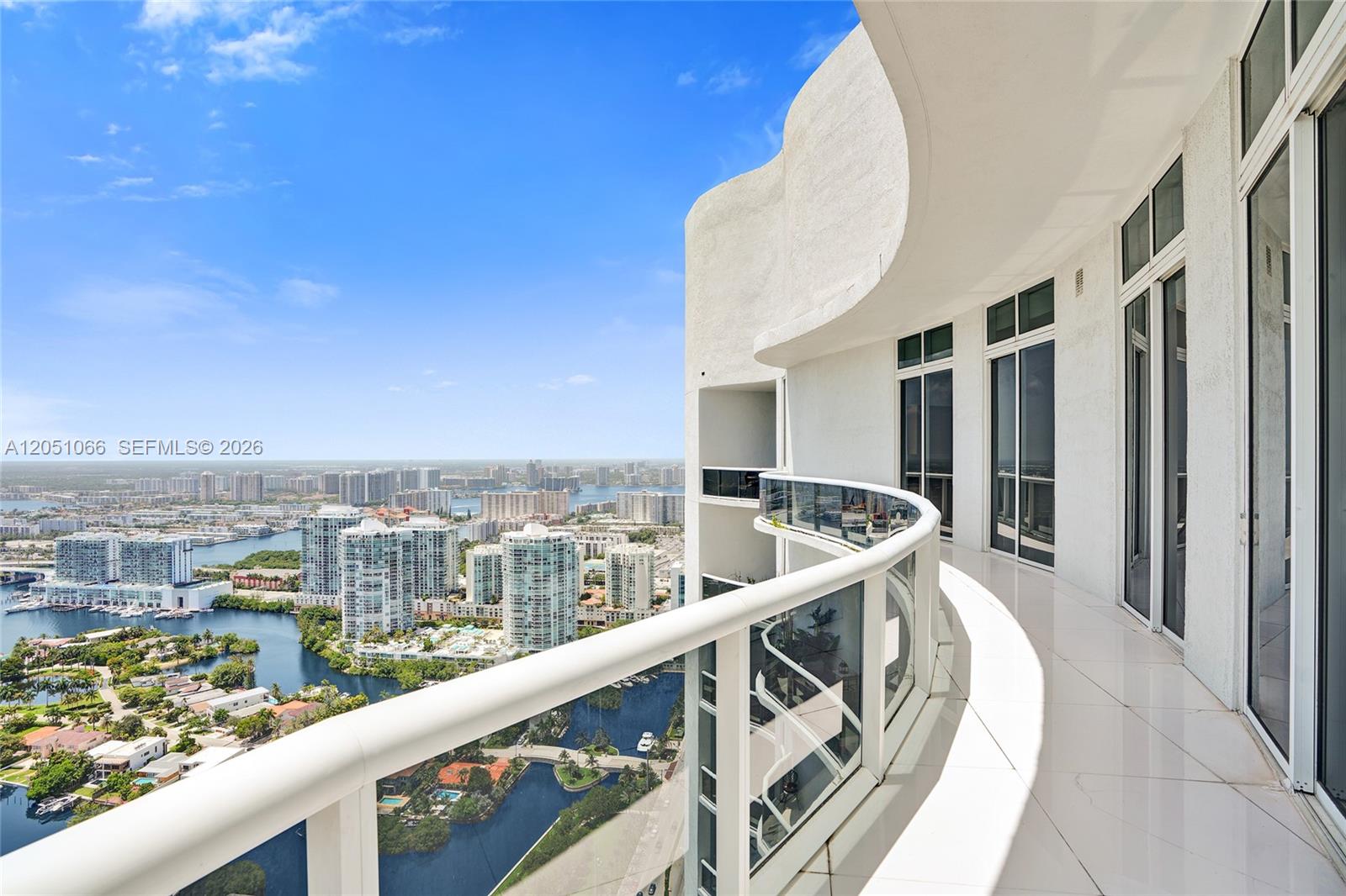 4305 2 / 2 1435 sq. ft. $ 2026-07-09 0 foto