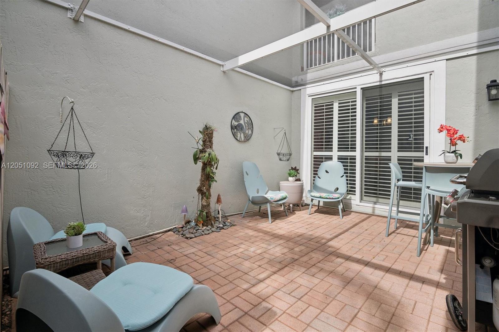 Photo of 1140 Weeping Willow Way (1140), Hollywood, Florida, 33019 -