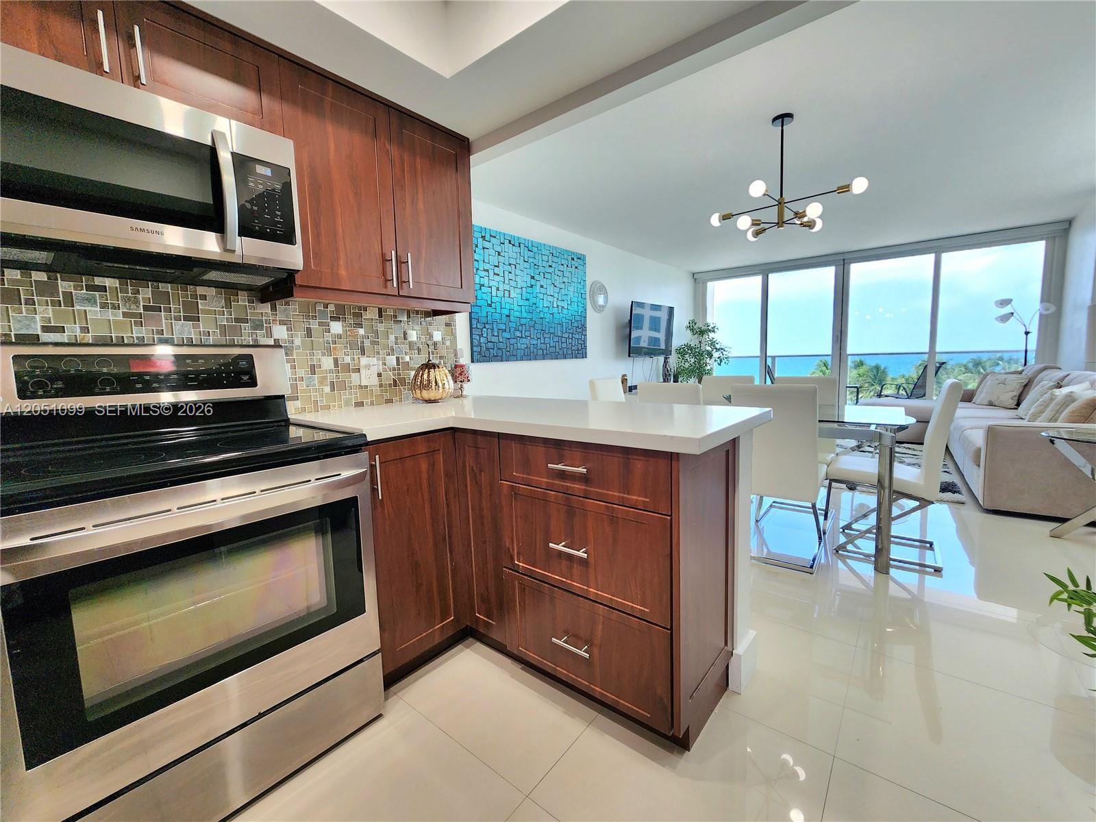 Photo of 3505 Ocean Dr  #521, Hollywood, Florida, 33019 - 