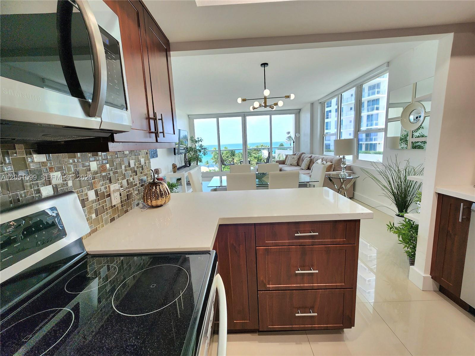 Photo of 3505 Ocean Dr  #521, Hollywood, Florida, 33019 - 