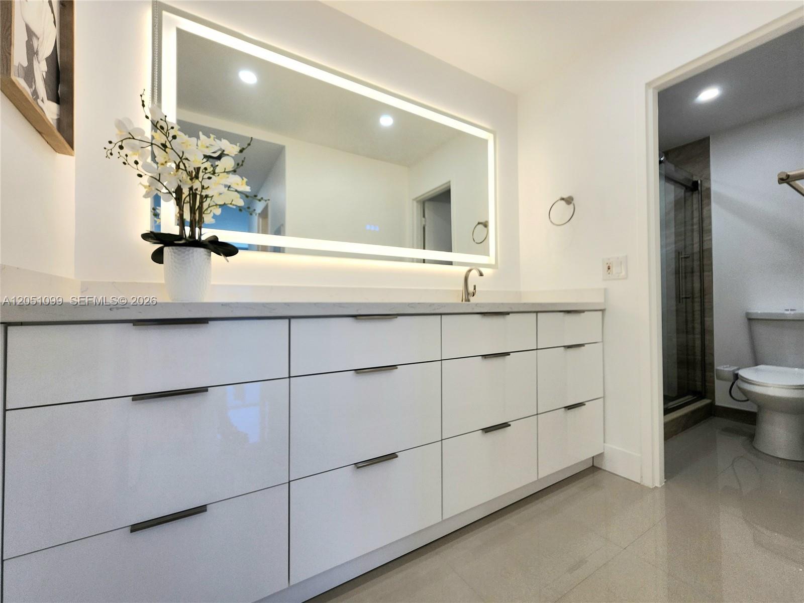 Photo of 3505 Ocean Dr  #521, Hollywood, Florida, 33019 - 