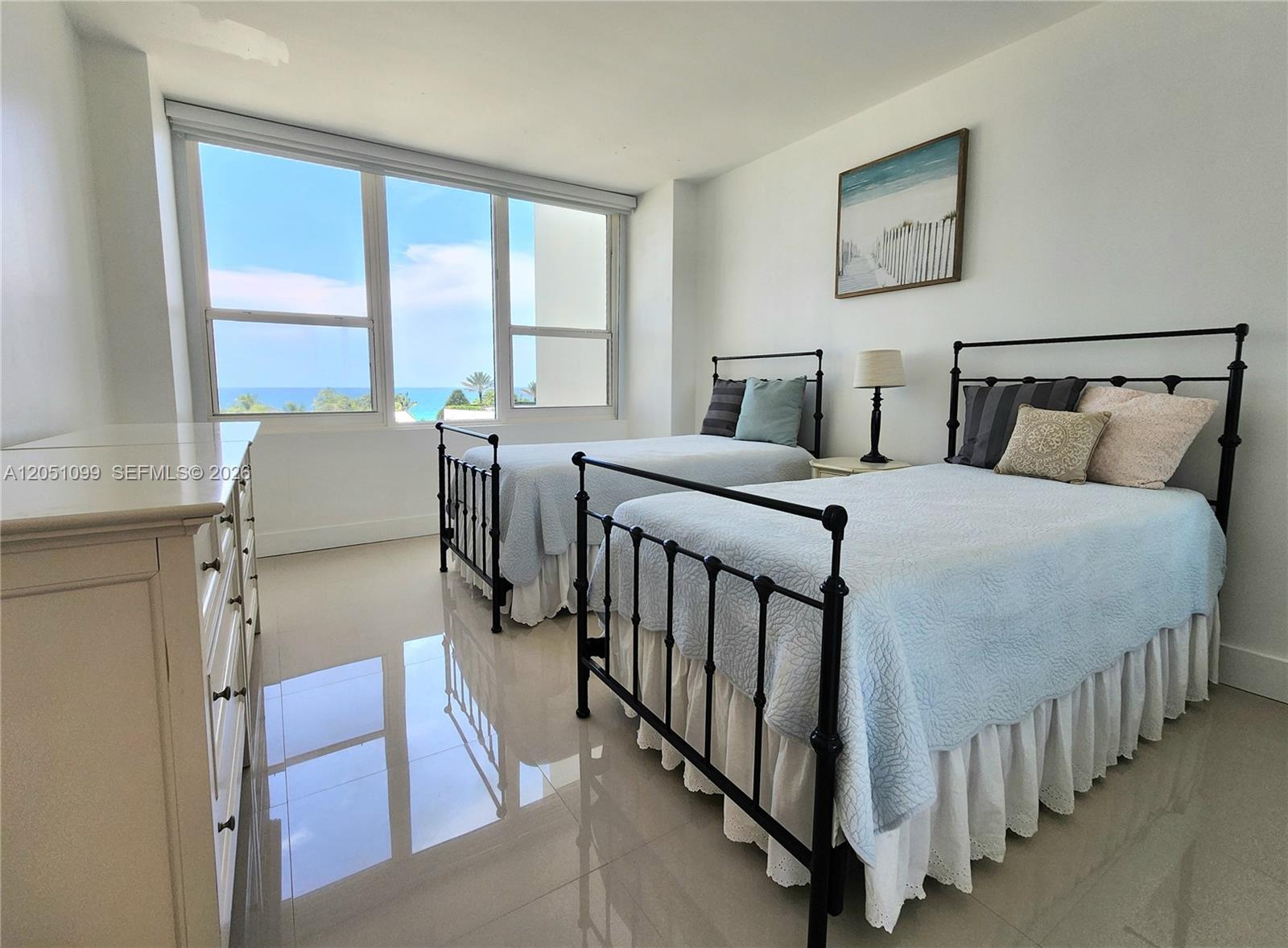Photo of 3505 Ocean Dr  #521, Hollywood, Florida, 33019 - 