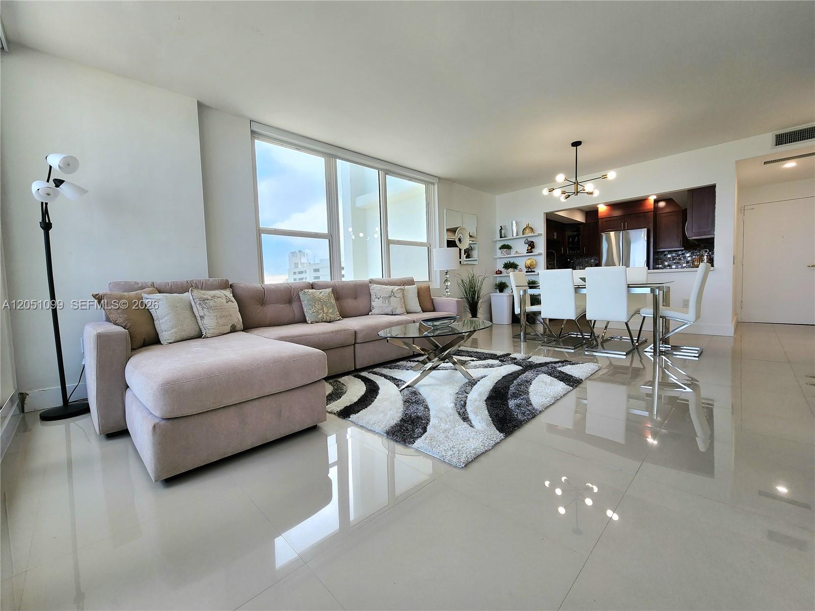 Photo of 3505 Ocean Dr  #521, Hollywood, Florida, 33019 - 