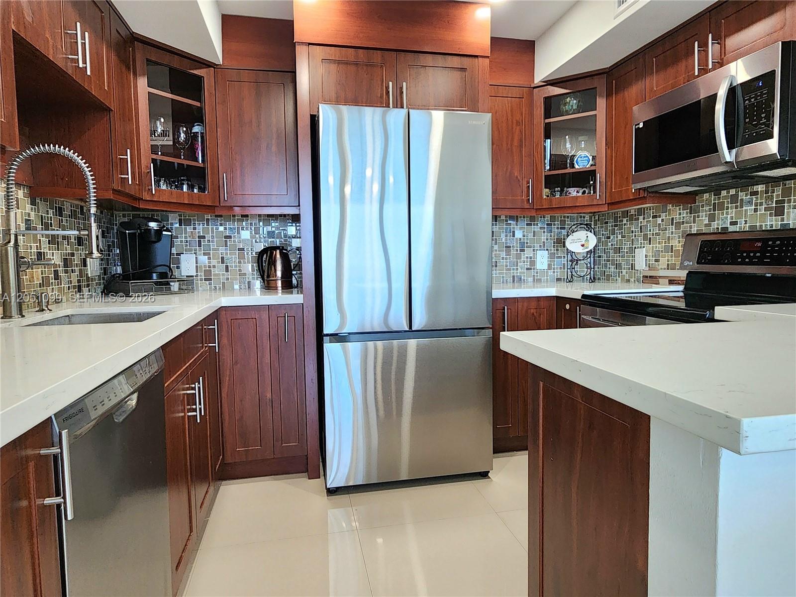 Photo of 3505 Ocean Dr  #521, Hollywood, Florida, 33019 - 