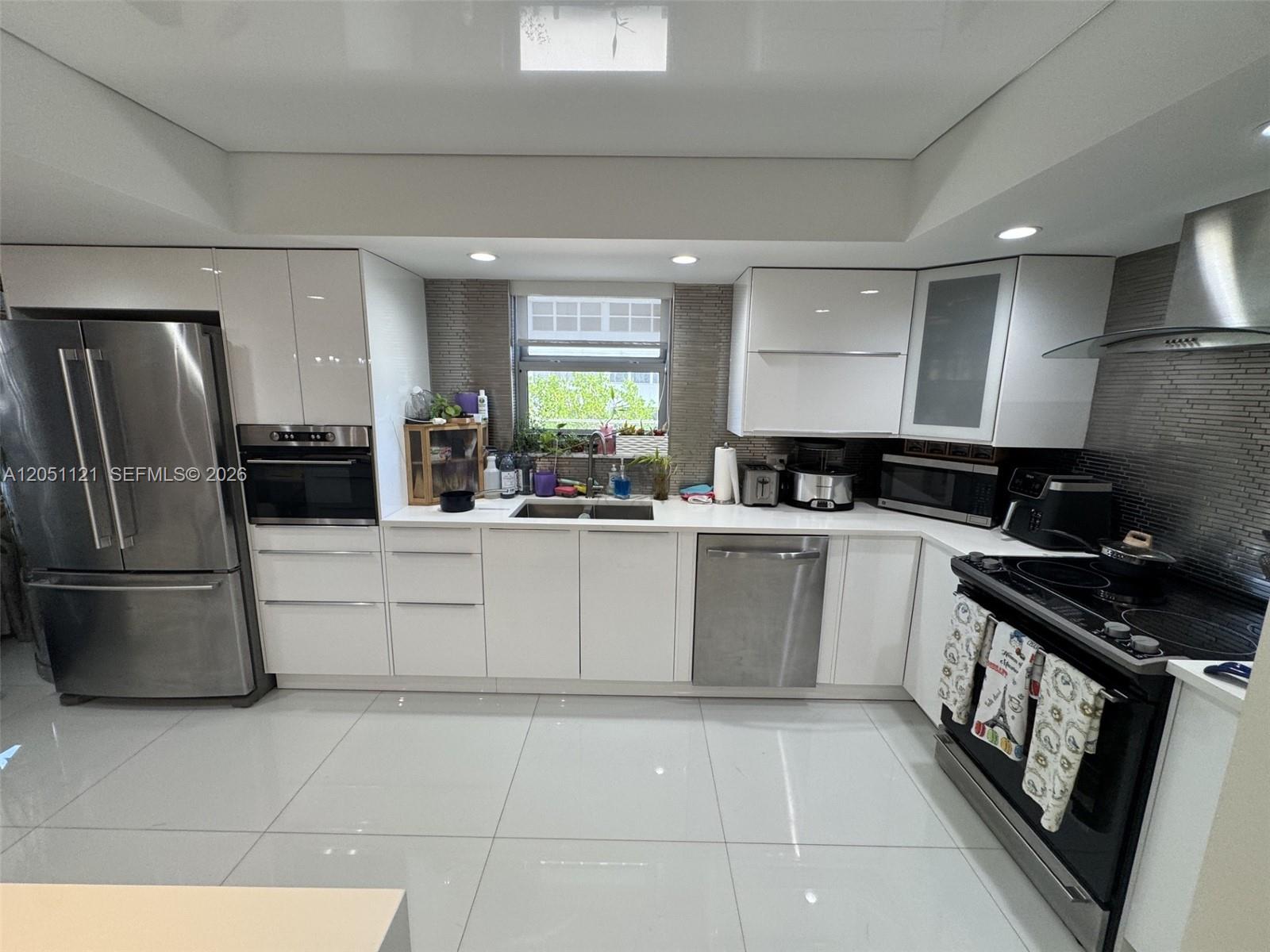 Photo of 1912 Ocean Dr #2C, Hallandale Beach, Florida, 33009 -