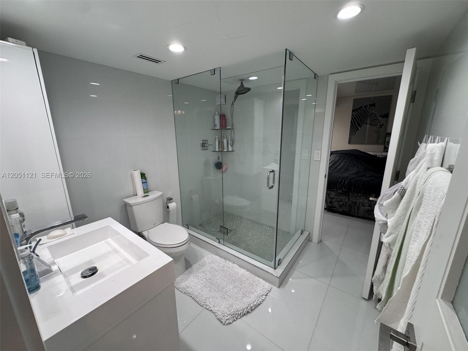 Photo of 1912 Ocean Dr #2C, Hallandale Beach, Florida, 33009 -