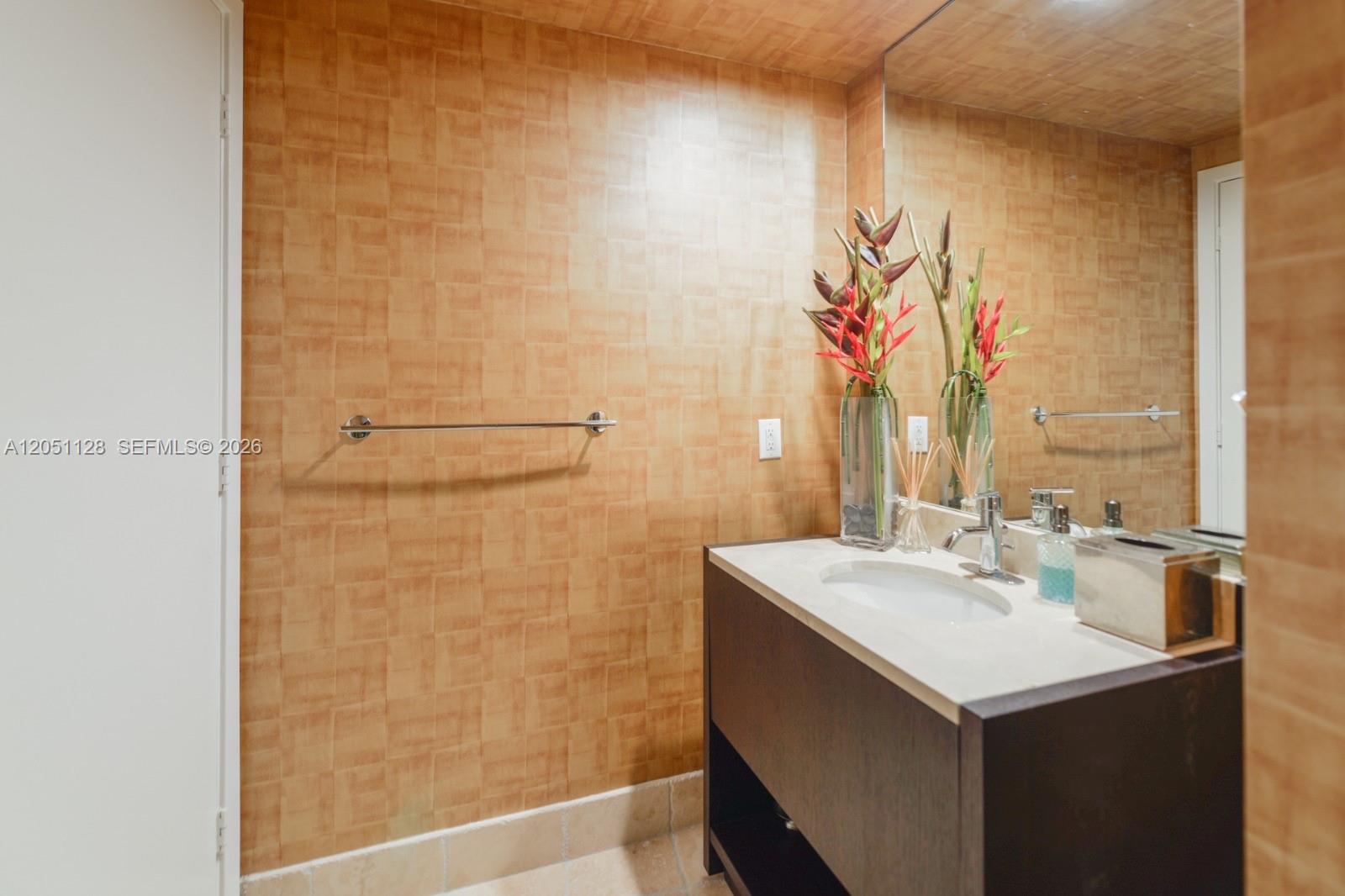 See details 1604 2 / 3 1643 sq. ft. $ 2026-07-09 0 Photo