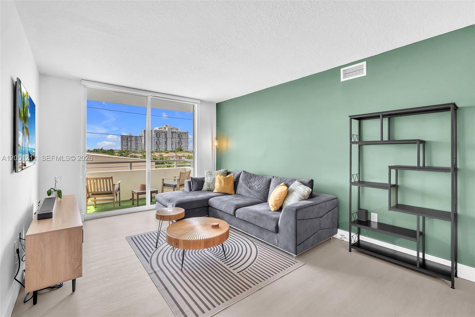 Photo of 18800 29th Ave #517, Aventura, Florida, 33180 -