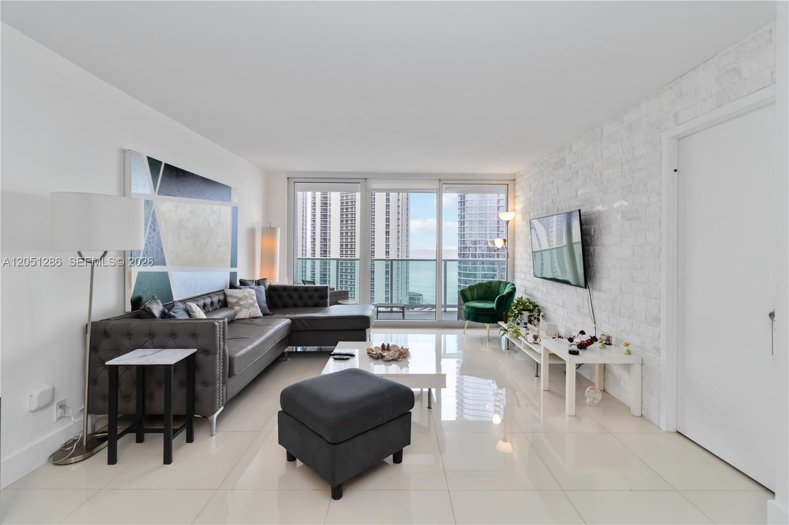 Ver detalles 2014 2 / 2 1331 sq. ft. $ 2026-07-10 0 foto