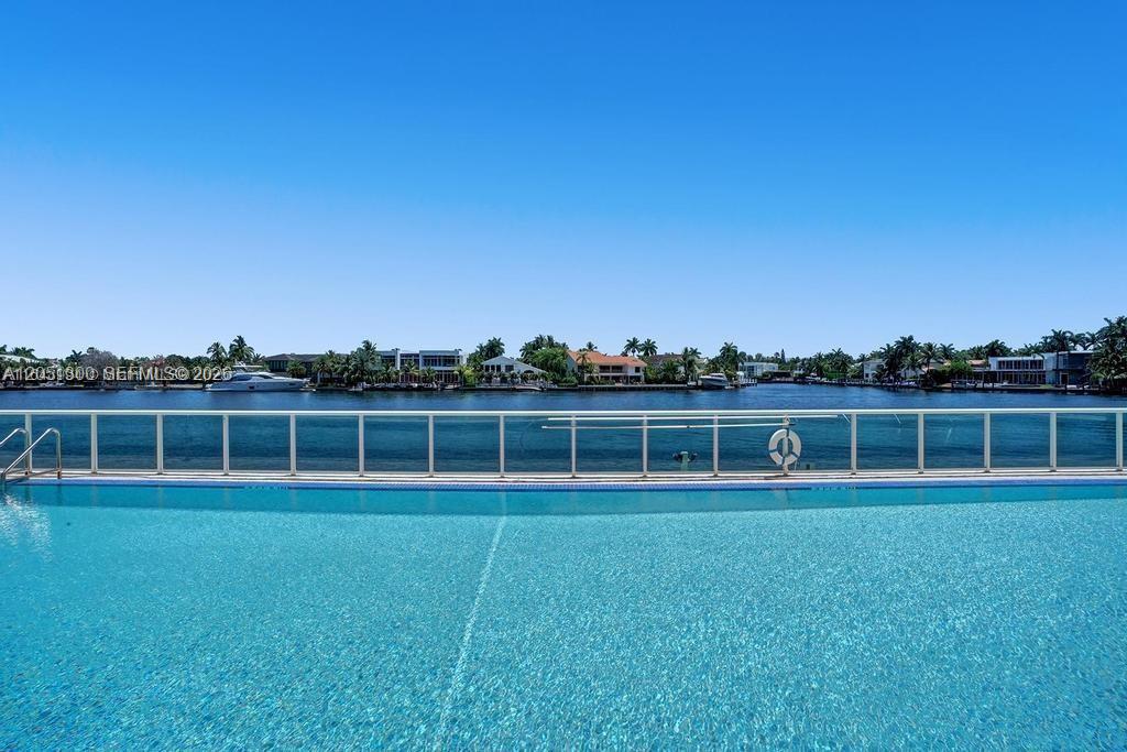 Photo of 20201 Country Club Dr  #1502, Aventura, Florida, 33180 - 