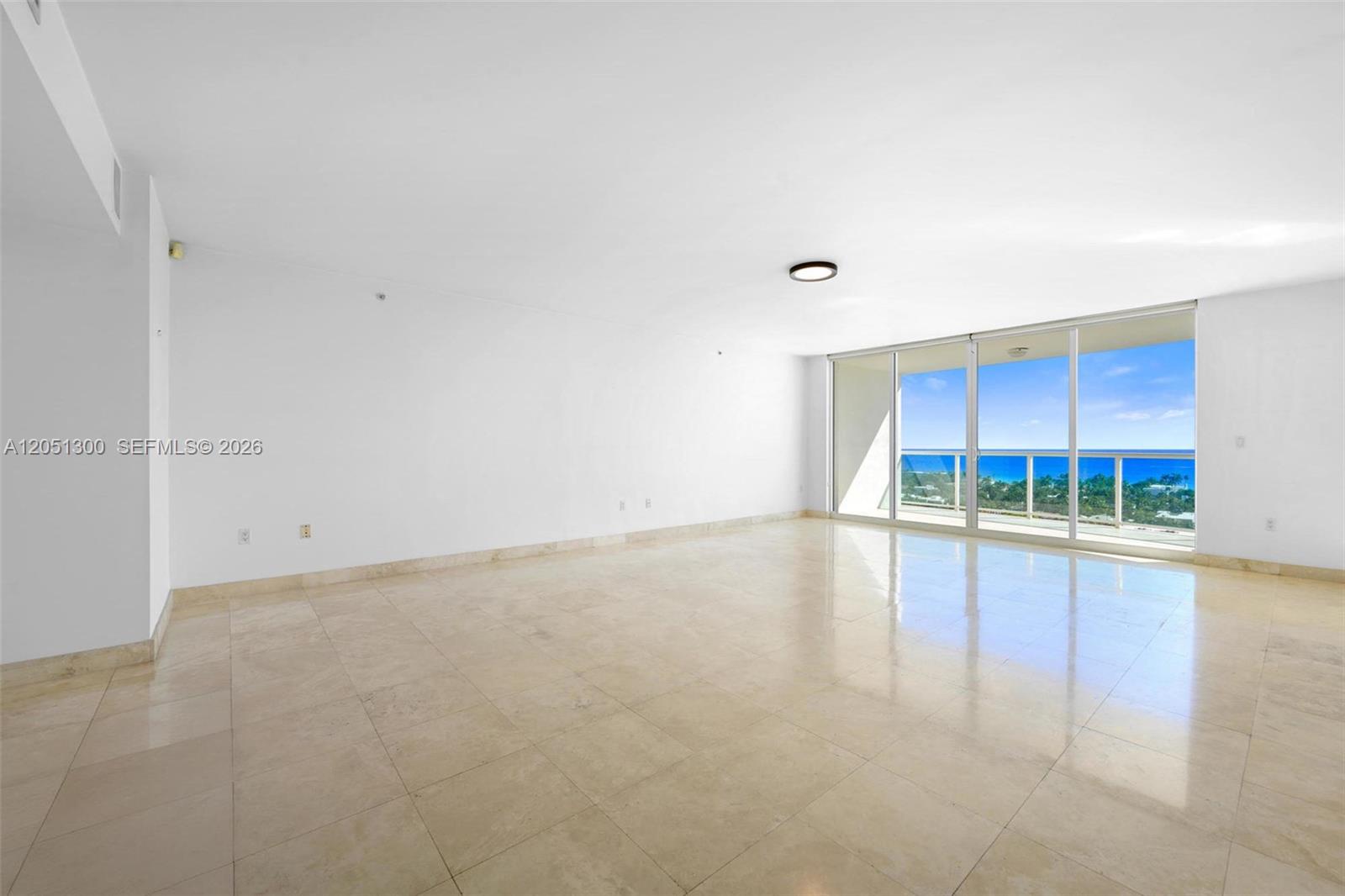 Photo of 20201 Country Club Dr  #1502, Aventura, Florida, 33180 - 