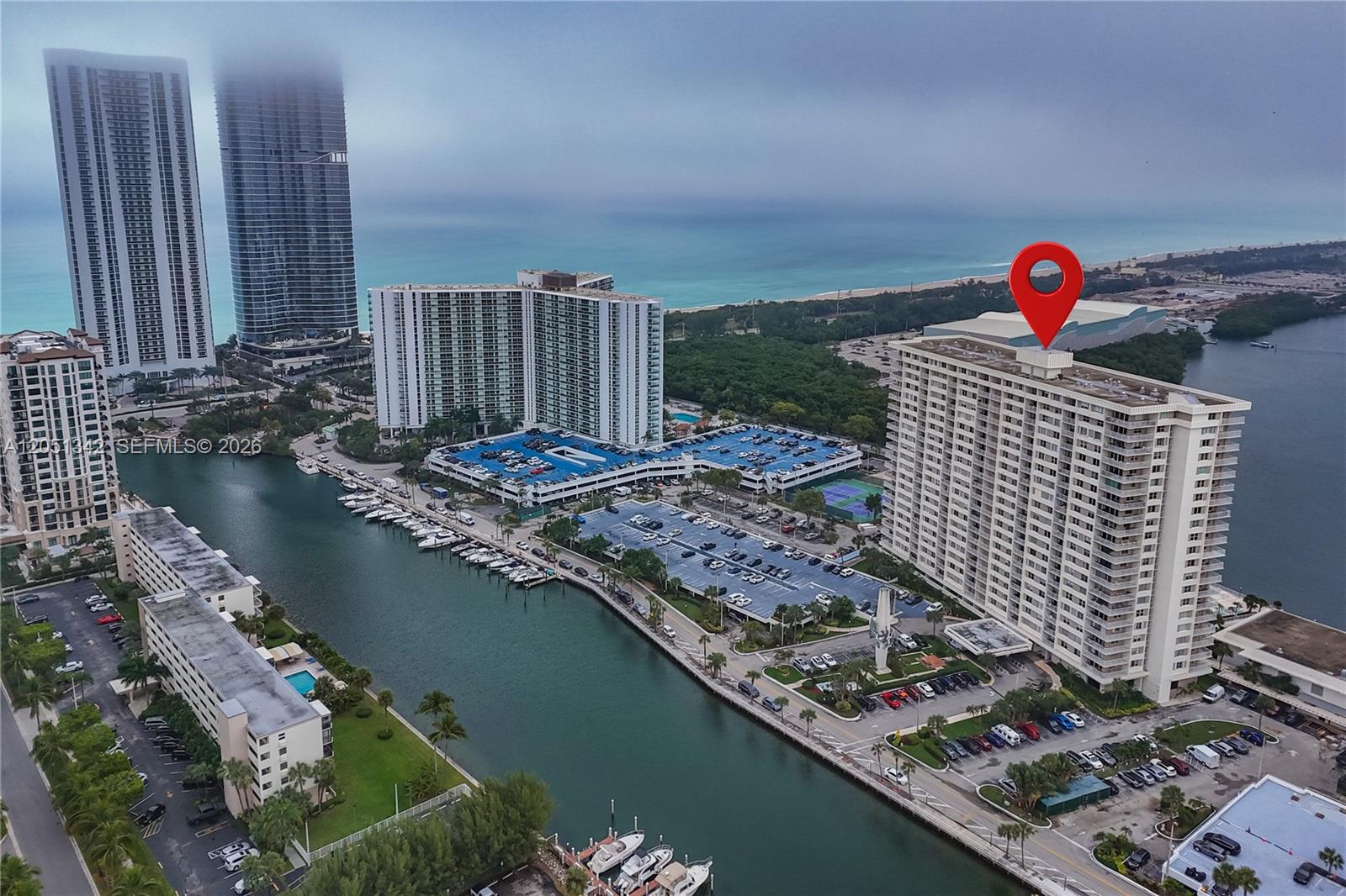 See details 903 1 / 2 762 sq. ft. $ 2026-07-10 0 Photo