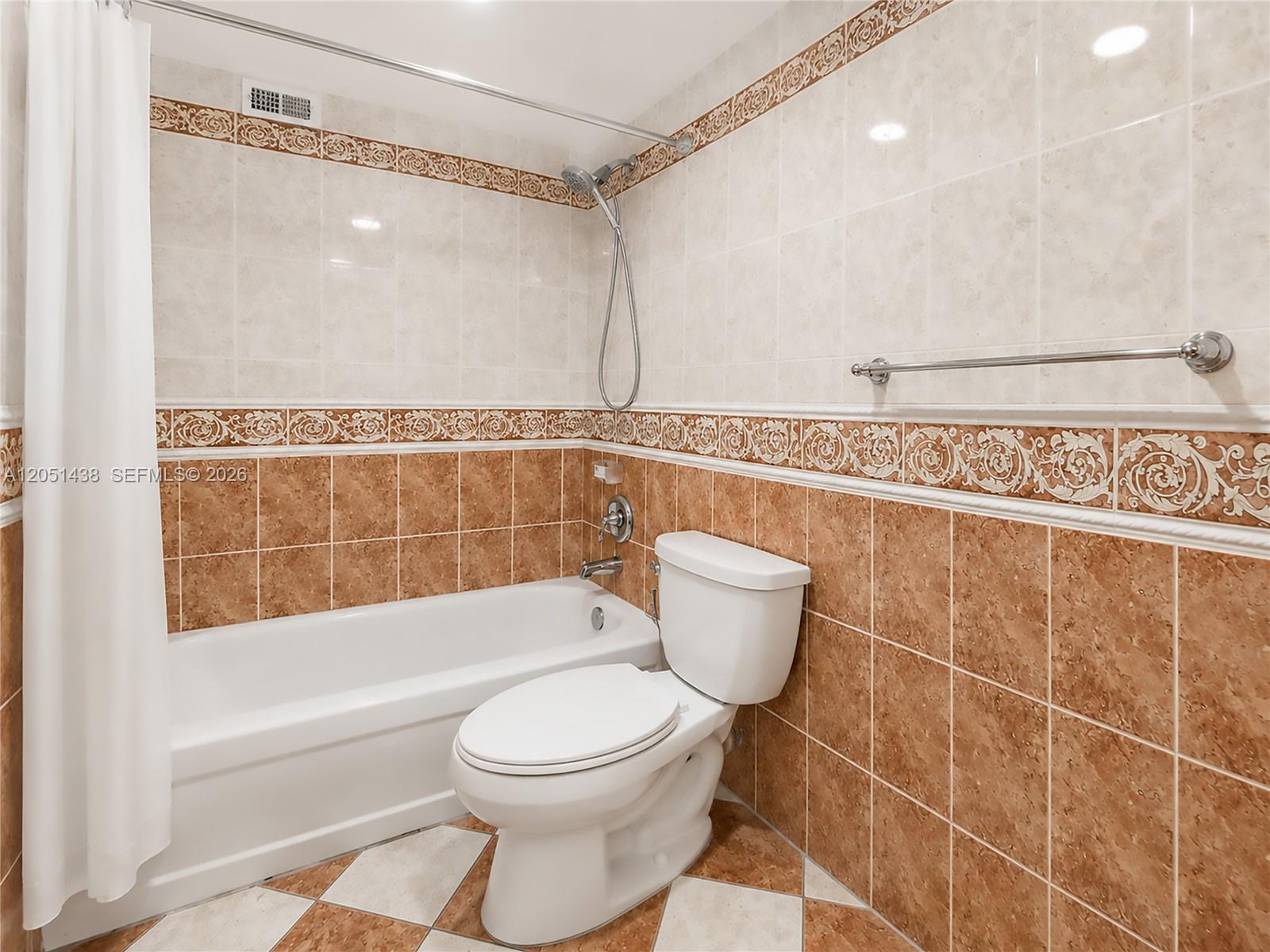Photo of 2201 Ocean Dr  #2005, Hollywood, Florida, 33019 - 