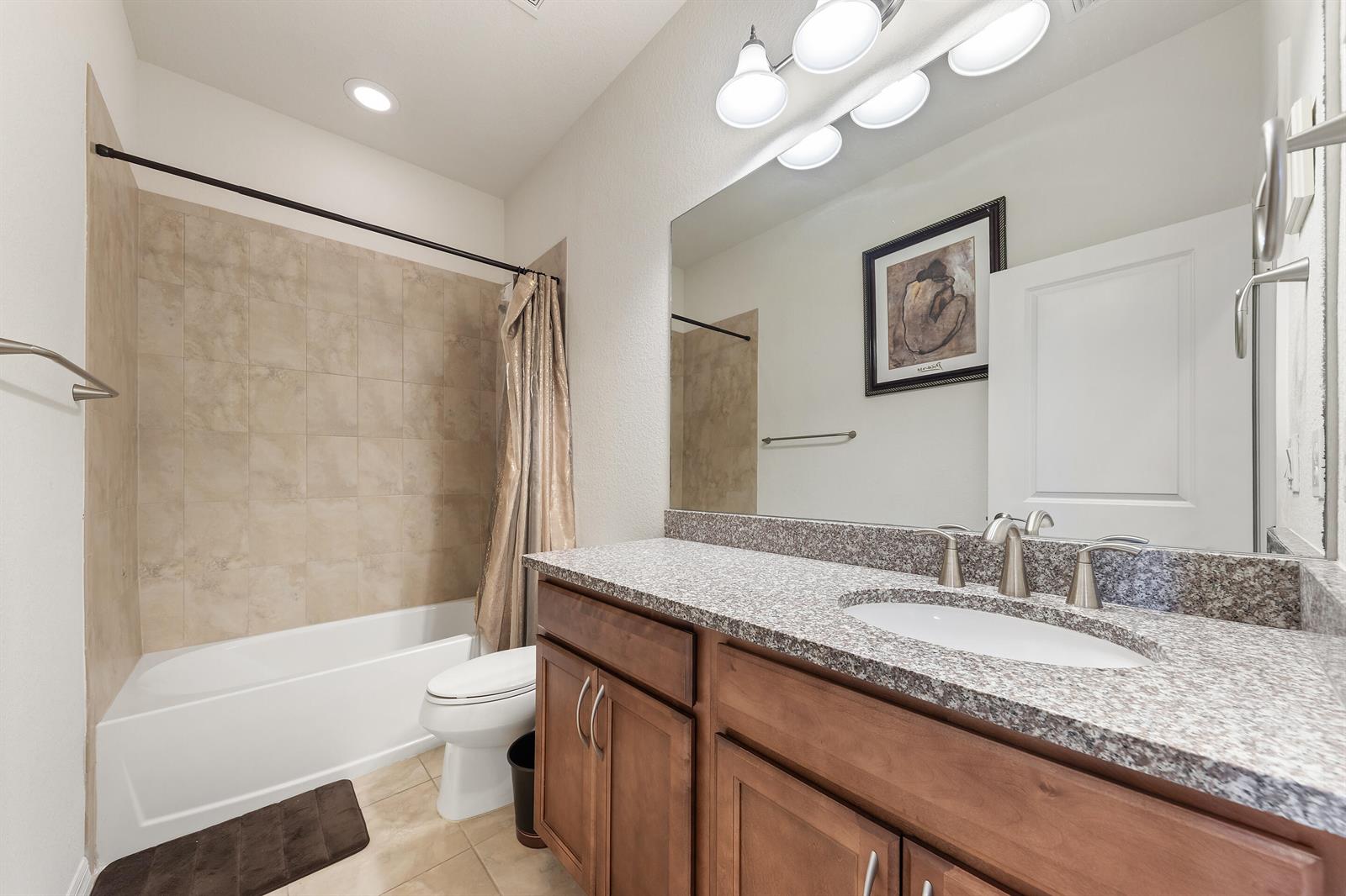 3964 3 /  1421 sq. ft. $ 2026-08-13 0 Photo