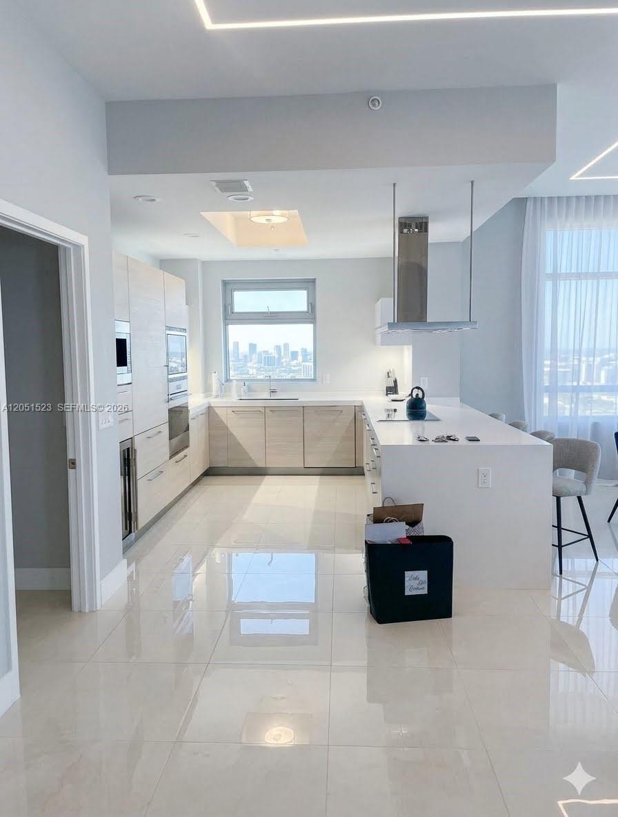 Photo of 17301 Biscayne Blvd  #L-PH-2, North Miami Beach, Florida, 33160 - 