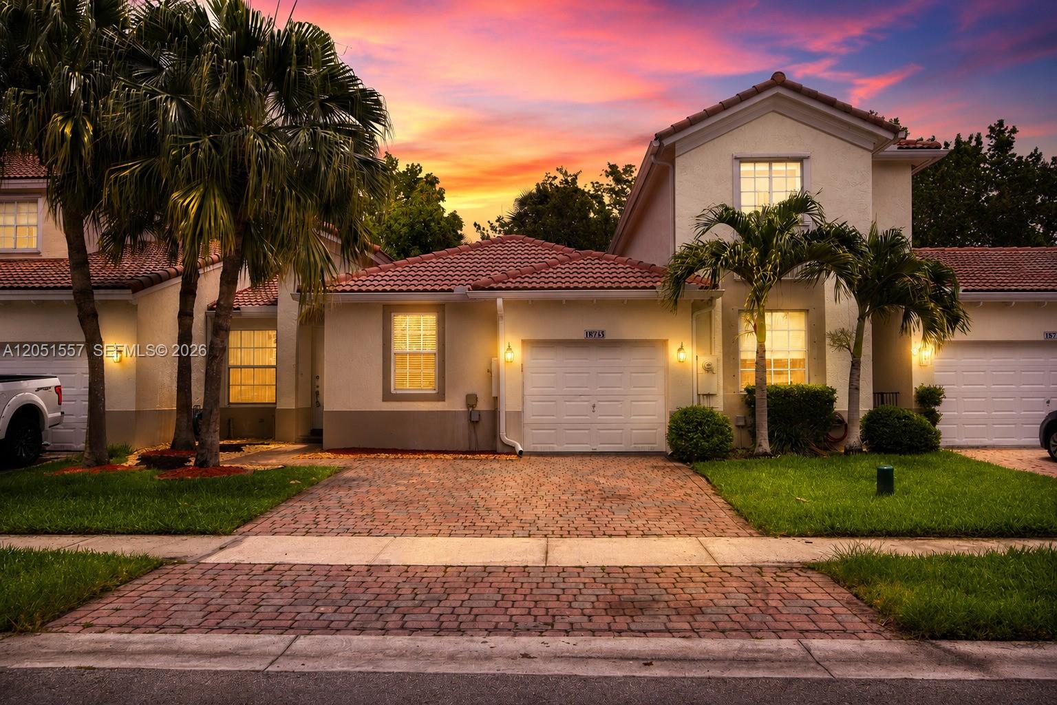 24713 3 / 3 1827 sq. ft. $ 2026-07-10 0 Photo