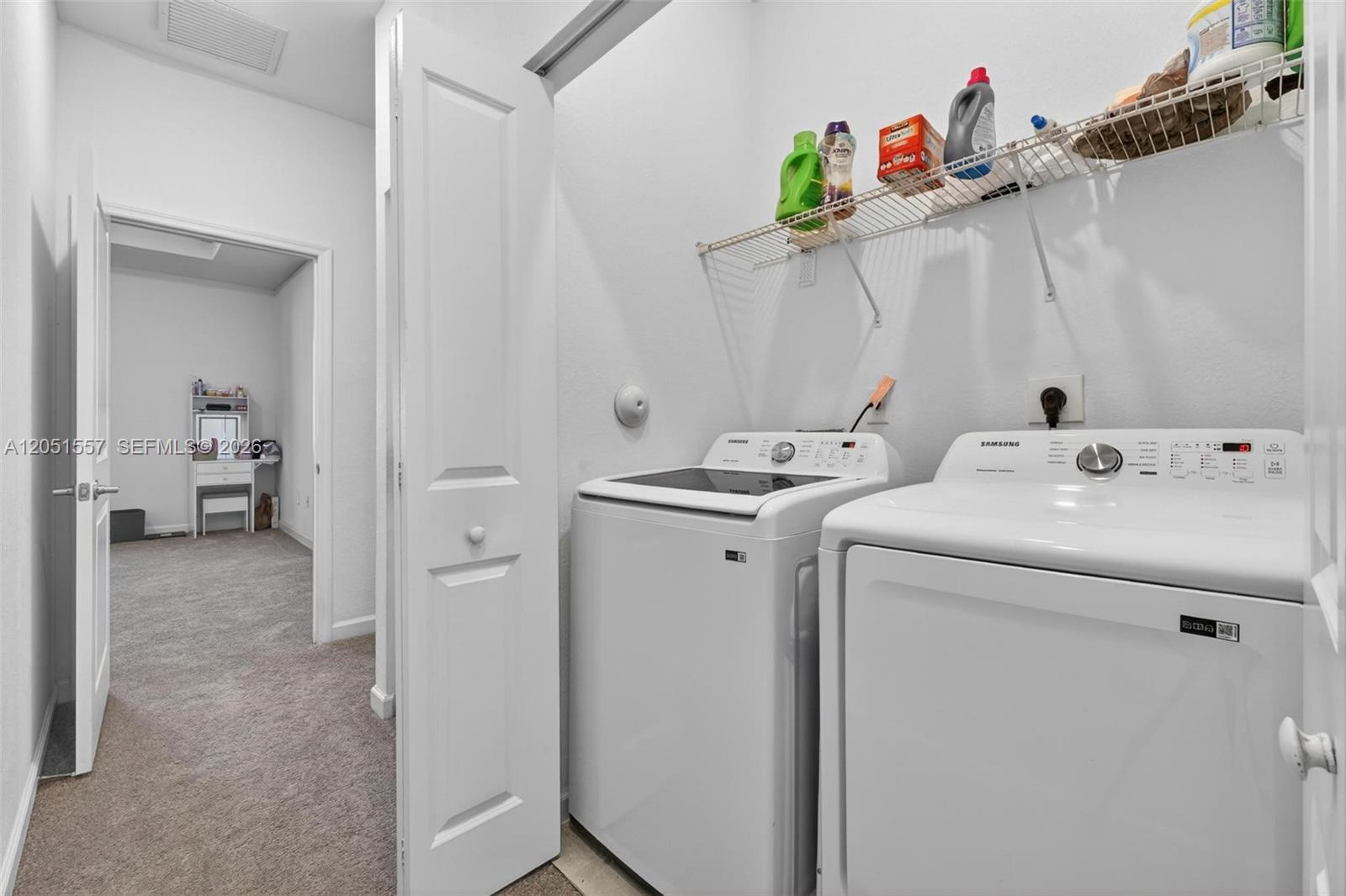 24713 3 / 3 1827 sq. ft. $ 2026-07-10 0 Photo