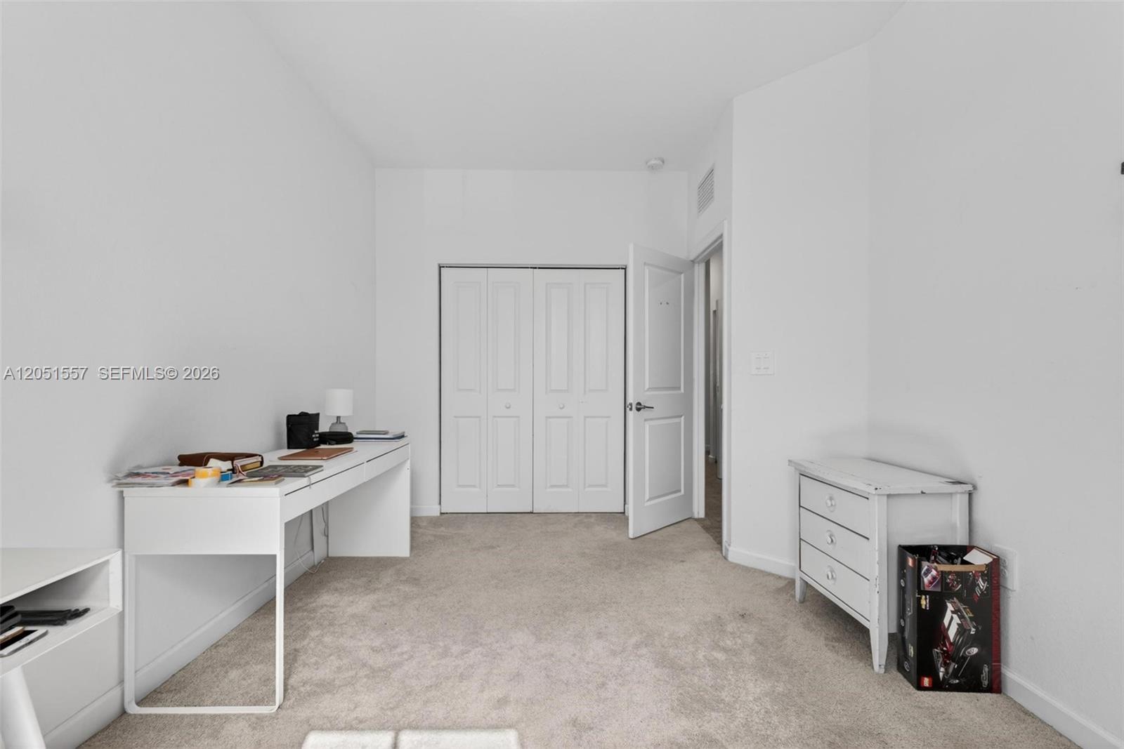 24713 3 / 3 1827 sq. ft. $ 2026-07-10 0 Photo