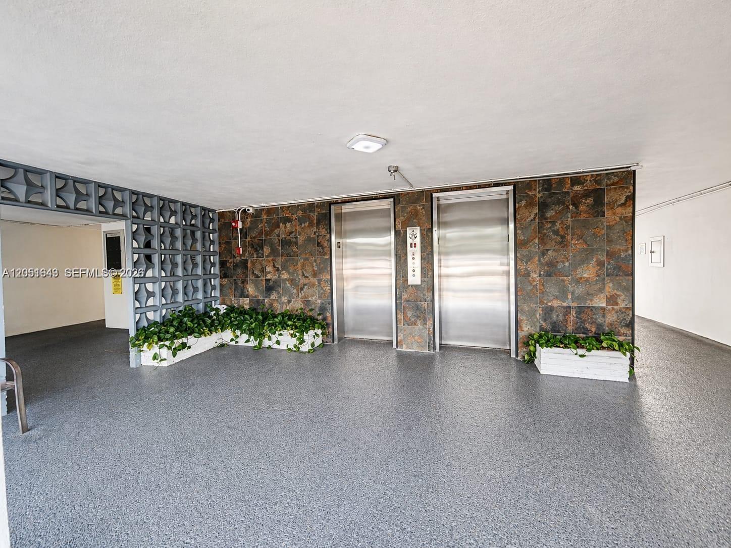See details 102 1 / 2 775 sq. ft. $ 2026-07-10 0 Photo