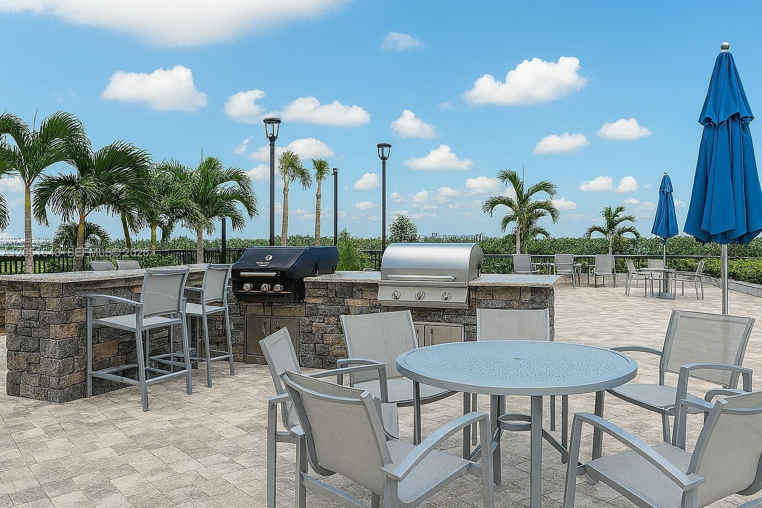 See details 102 1 / 2 775 sq. ft. $ 2026-07-10 0 Photo