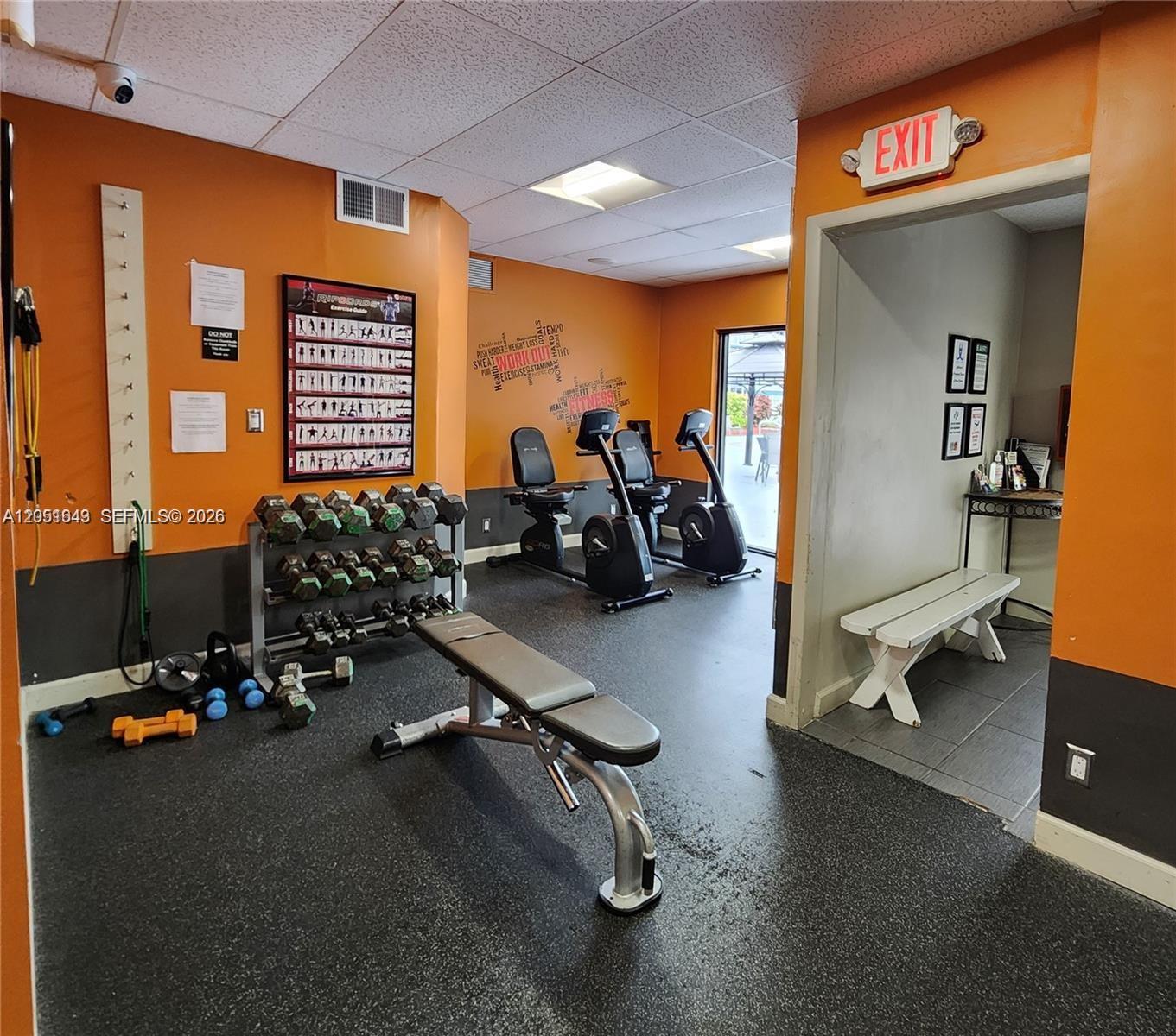 See details 102 1 / 2 775 sq. ft. $ 2026-07-10 0 Photo