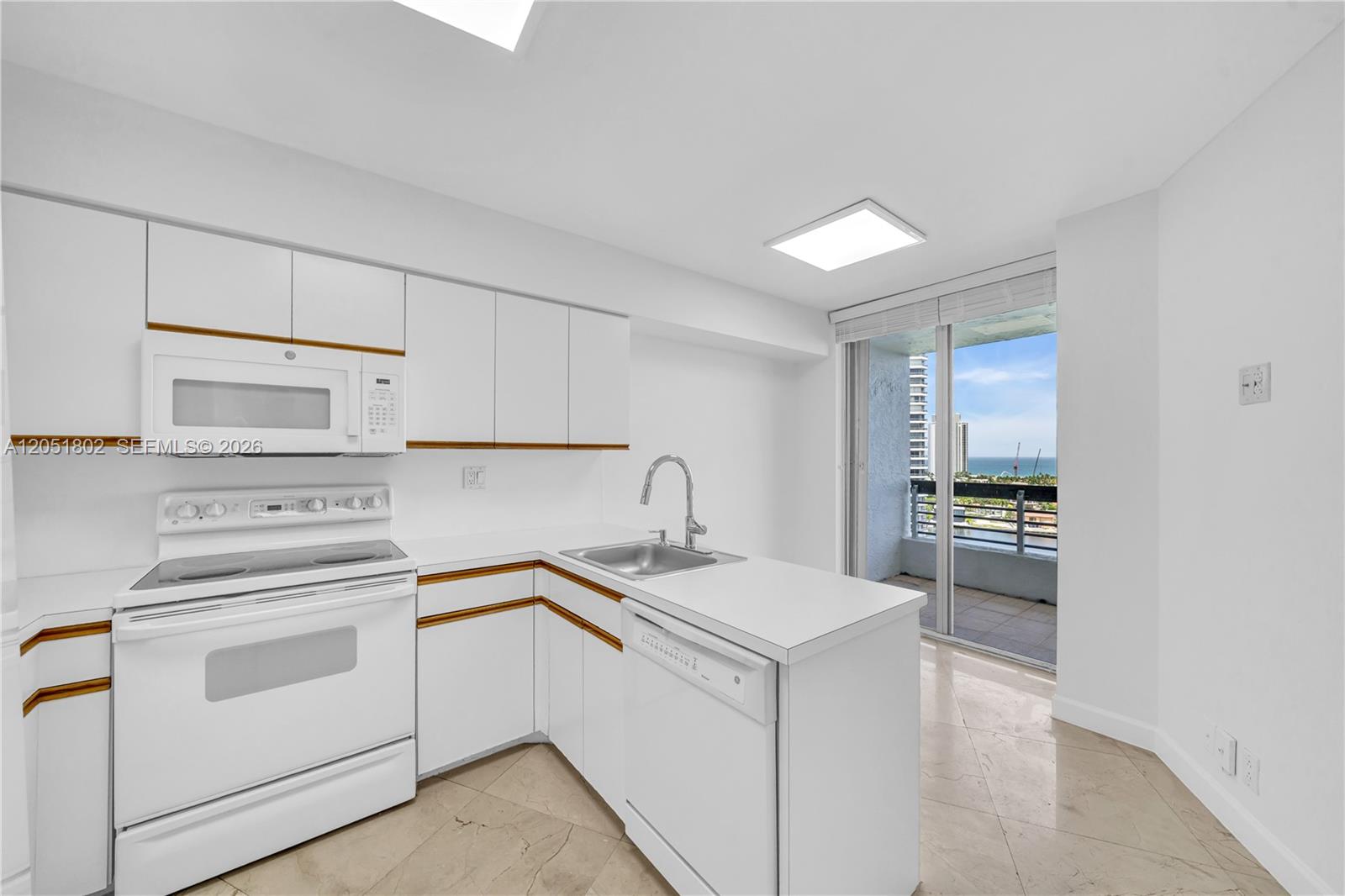 Photo of 3600 Mystic Pointe Dr  #1816, Aventura, Florida, 33180 - 