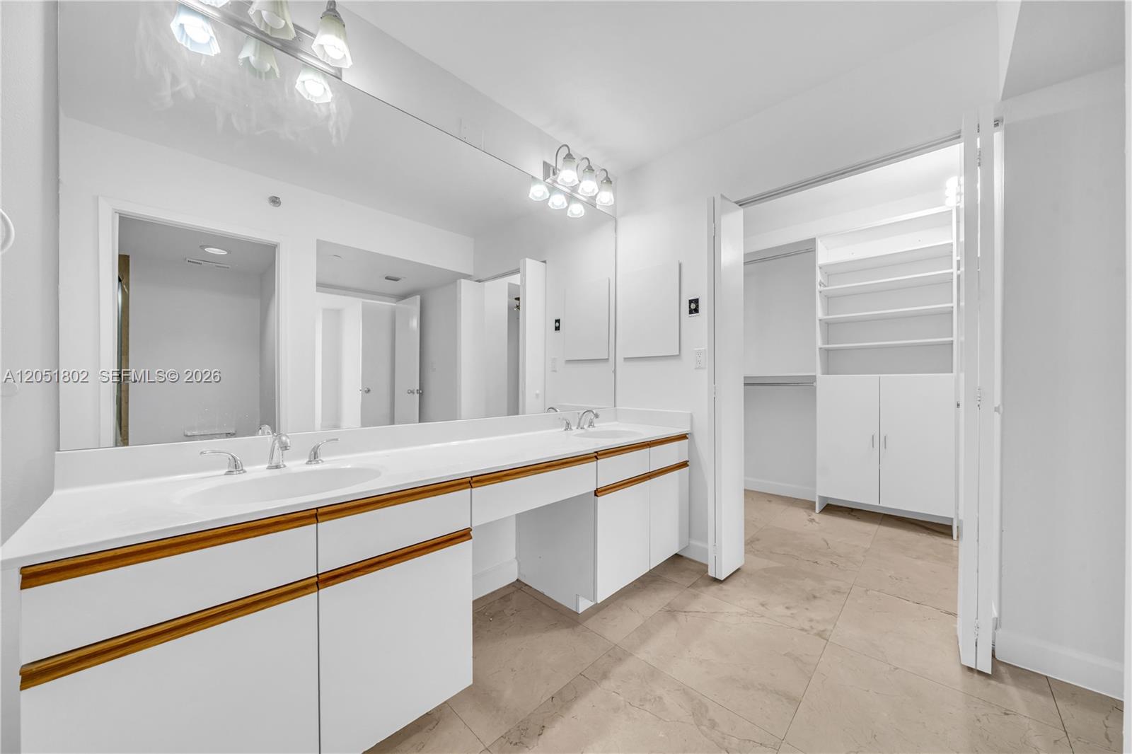 Photo of 3600 Mystic Pointe Dr  #1816, Aventura, Florida, 33180 - 