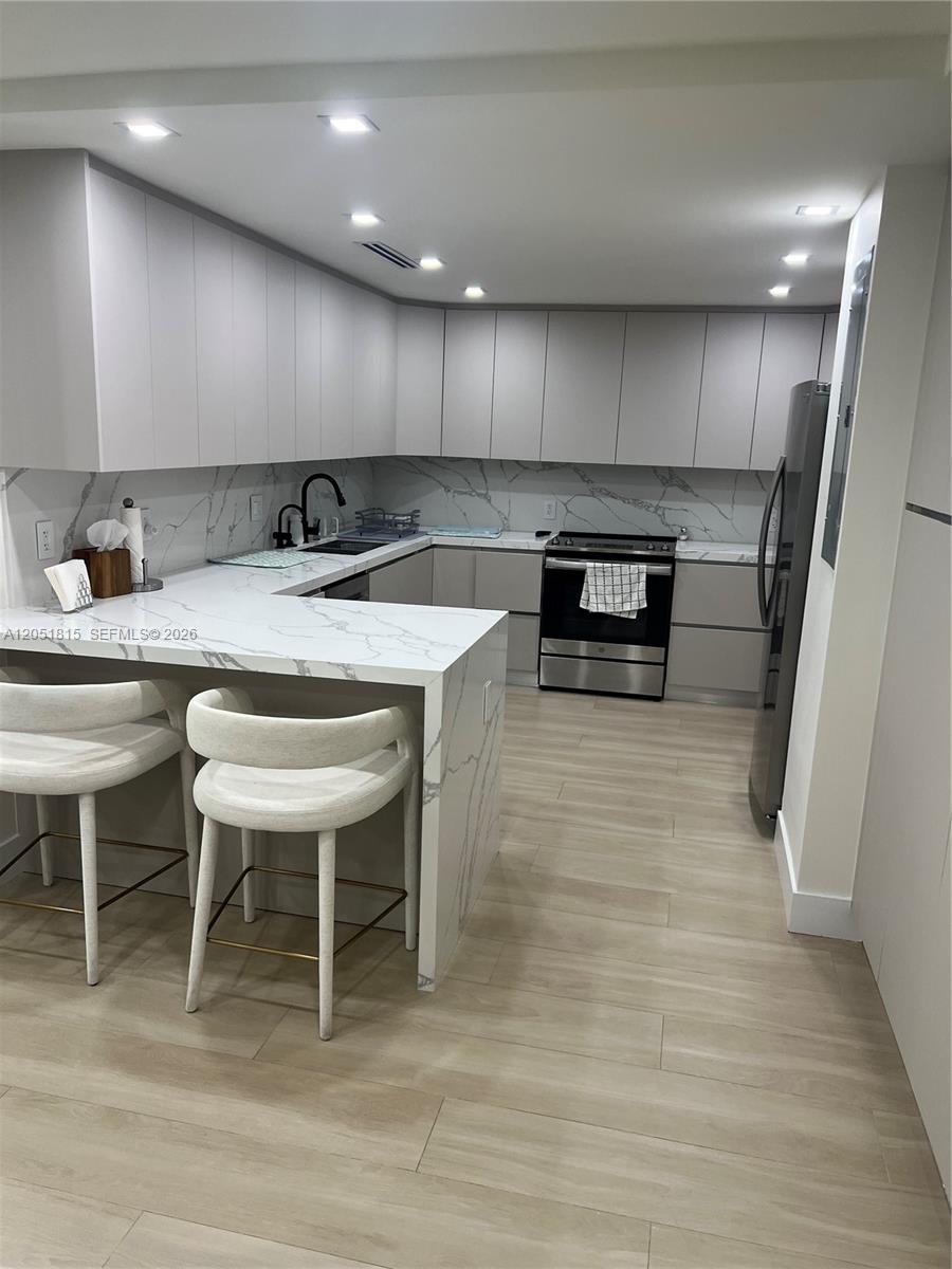 Photo of 9801 Collins Ave  #6E, Bal Harbour, Florida, 33154 - 
