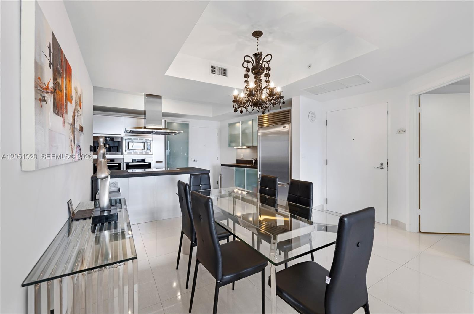 902 2 / 3 1499 sq. ft. $ 2026-07-11 0 foto