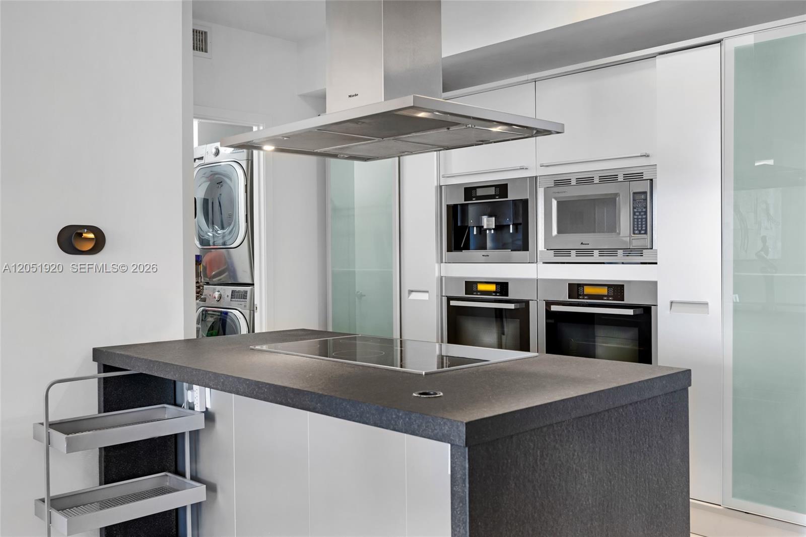 902 2 / 3 1499 sq. ft. $ 2026-07-11 0 foto