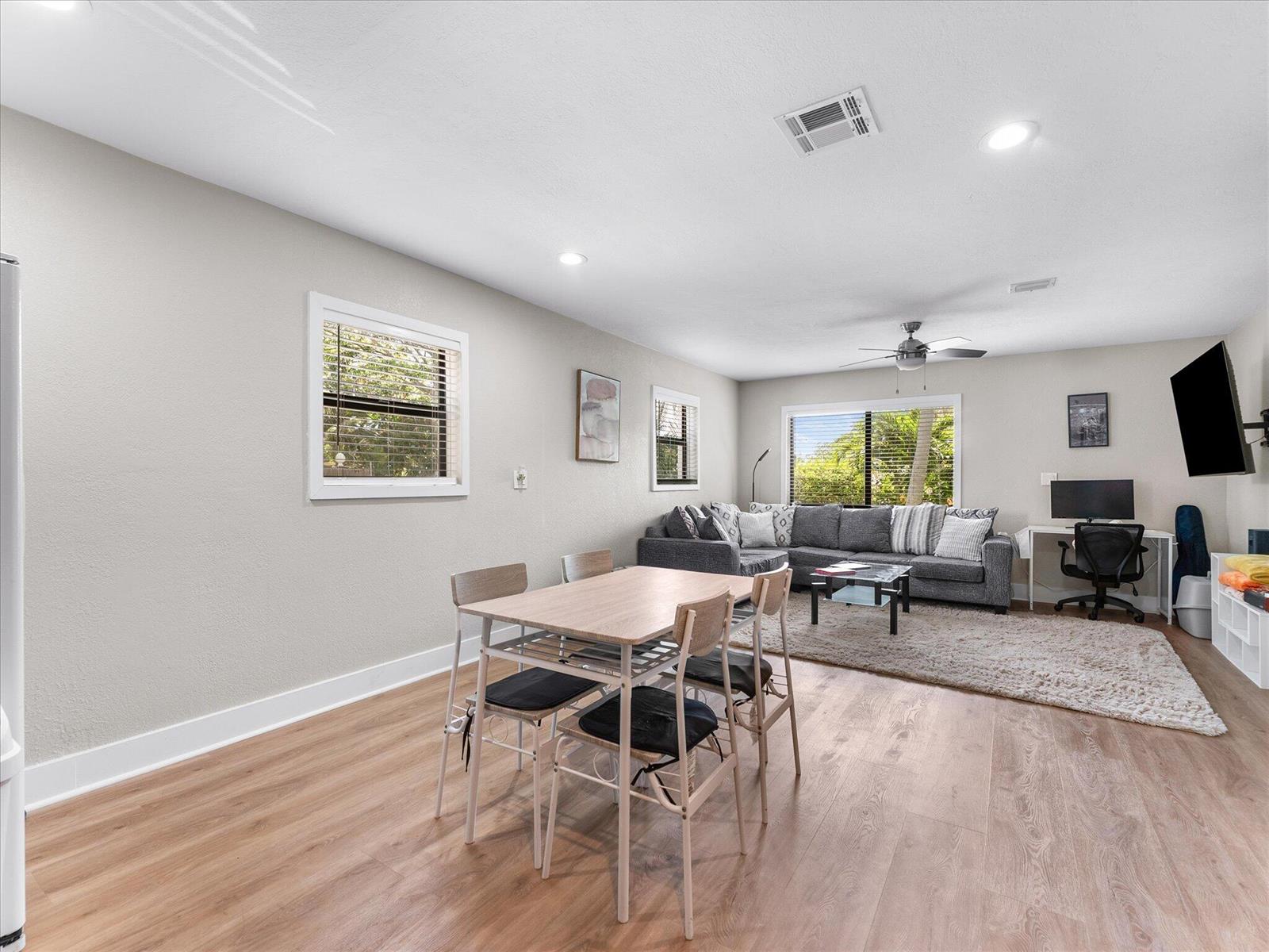   / 0 3027 sq. ft. $ 2026-07-12 0 foto