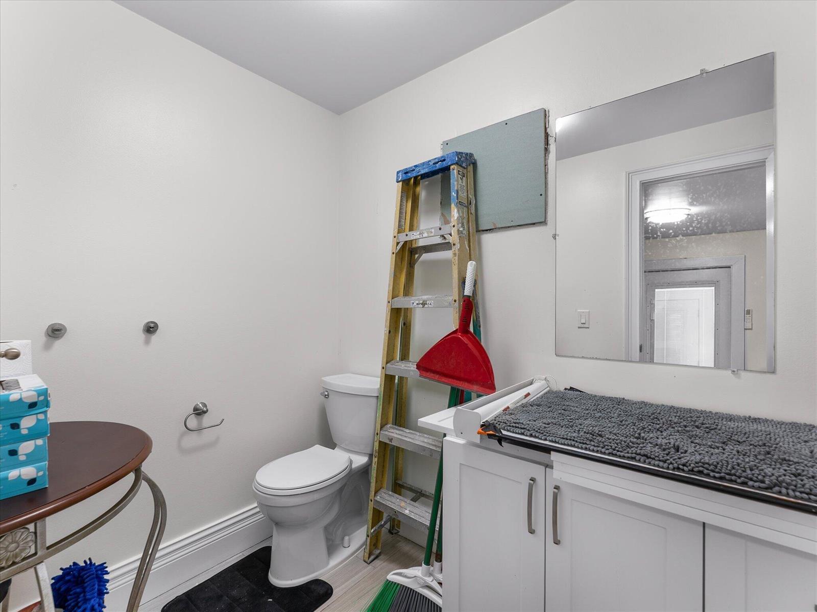   / 0 3027 sq. ft. $ 2026-07-12 0 foto