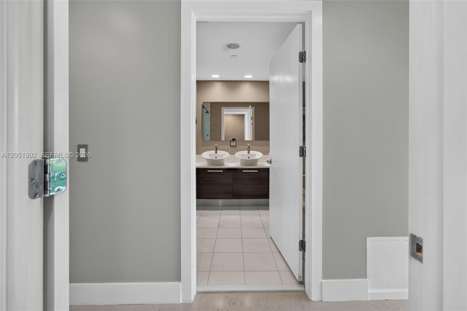 Photo of 2950 188th St  #406, Aventura, Florida, 33180 - 