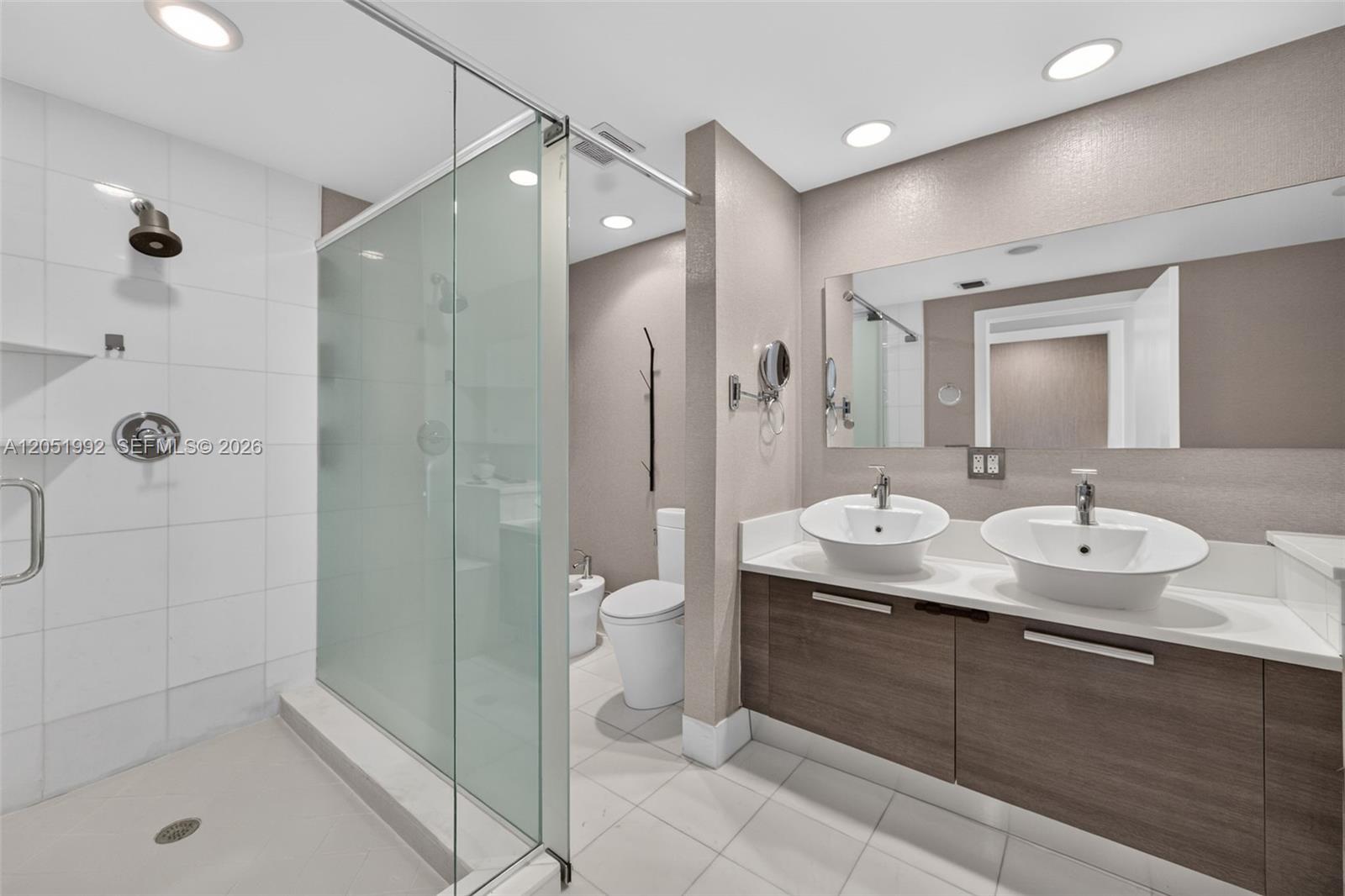 Photo of 2950 188th St  #406, Aventura, Florida, 33180 - 