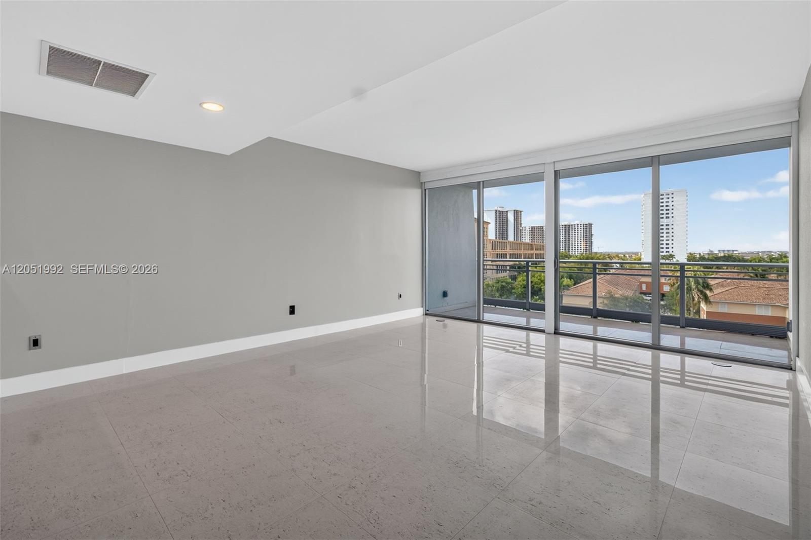 Photo of 2950 188th St  #406, Aventura, Florida, 33180 - 