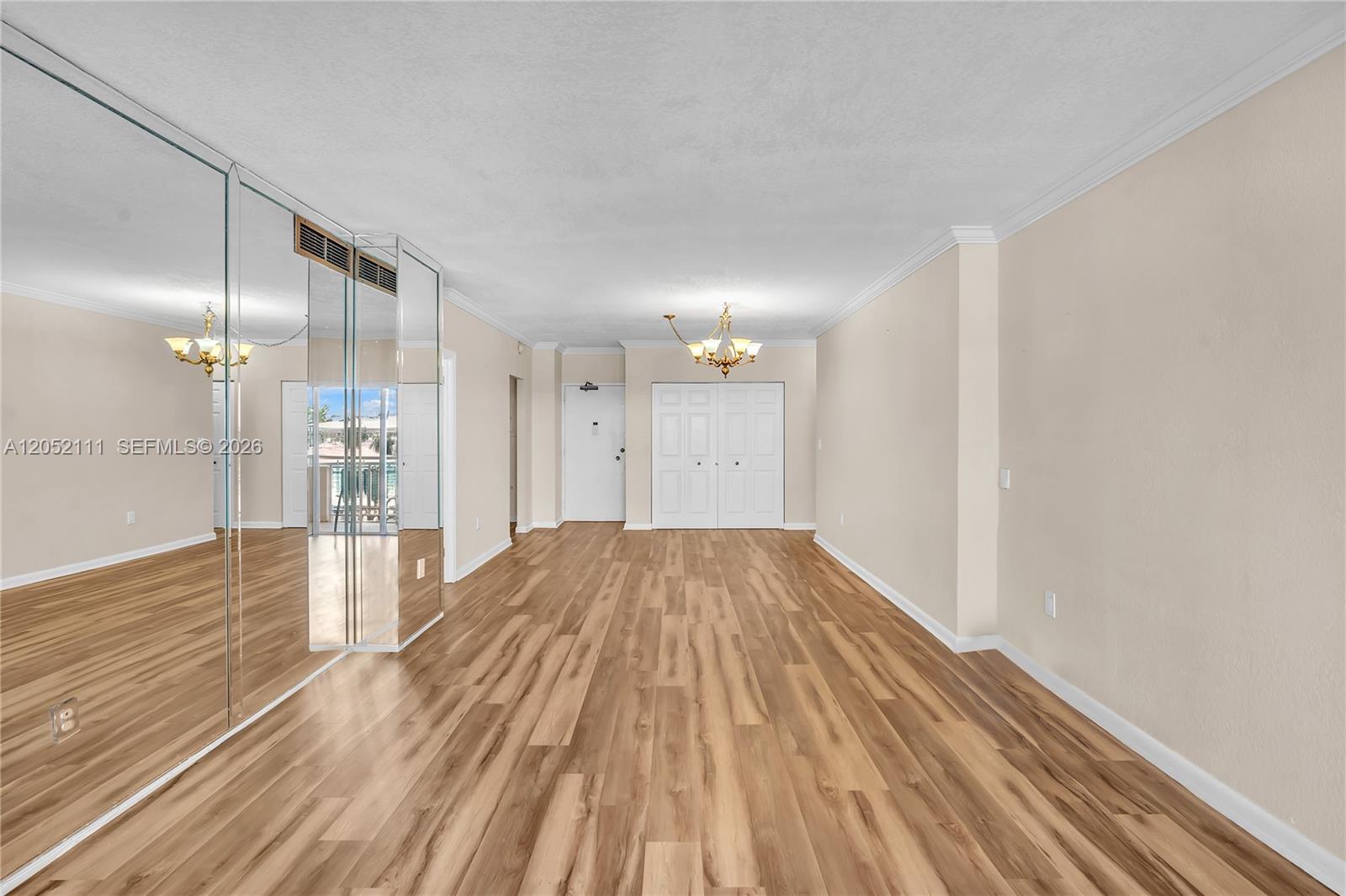 See details MN 1 / 2 870 sq. ft. $ 2026-07-11 0 Photo