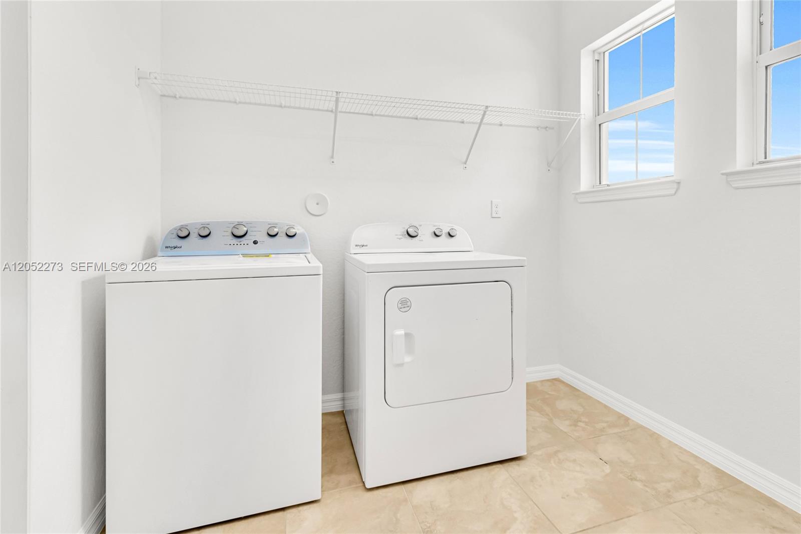 4164 3 / 3 1776 sq. ft. $ 2026-08-03 0 Photo