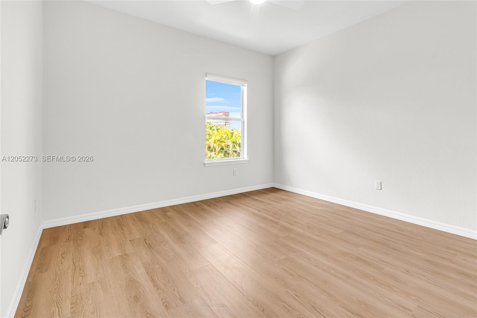 4164 3 / 3 1776 sq. ft. $ 2026-08-03 0 Photo