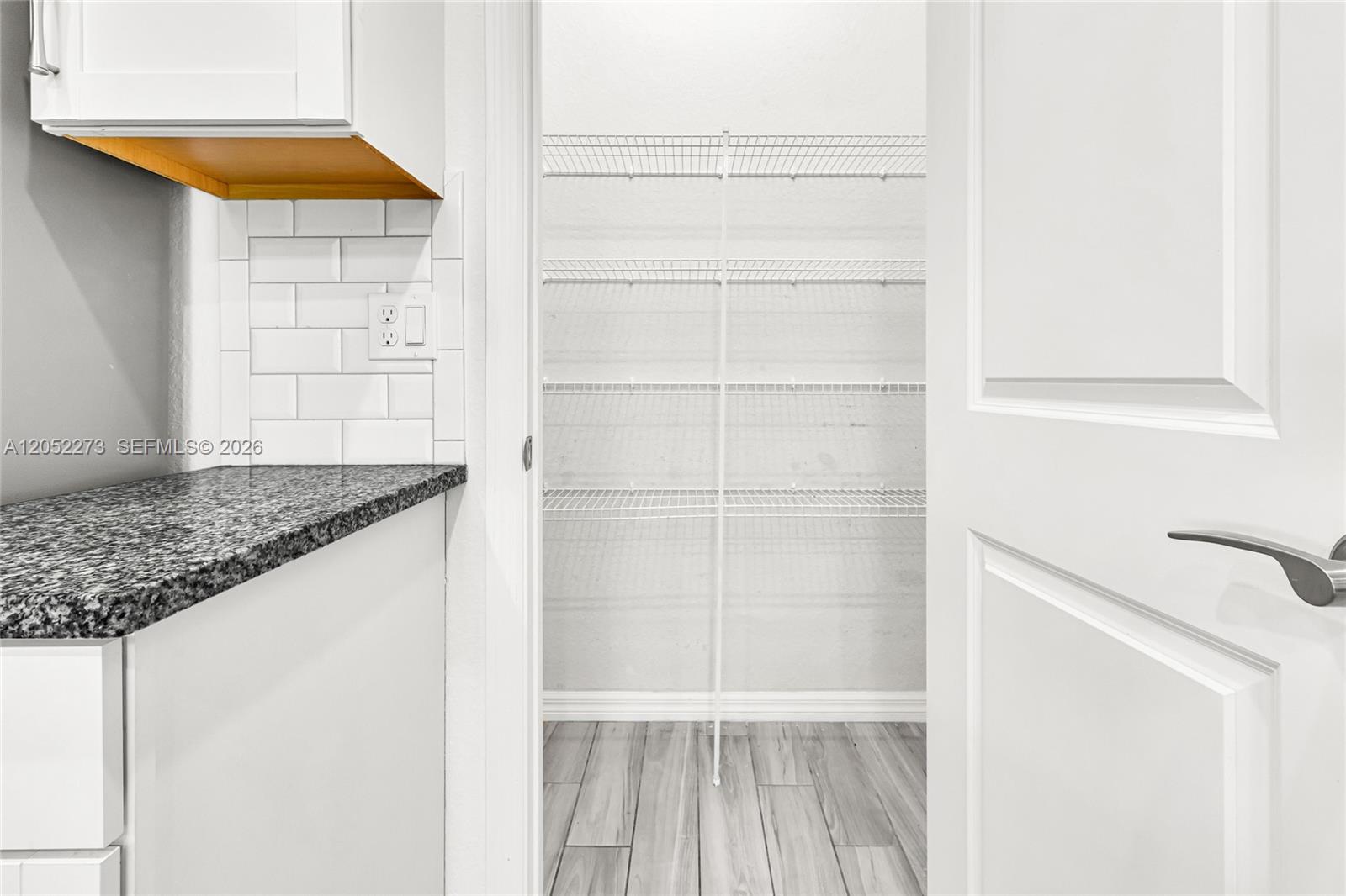4164 3 / 3 1776 sq. ft. $ 2026-08-03 0 Photo