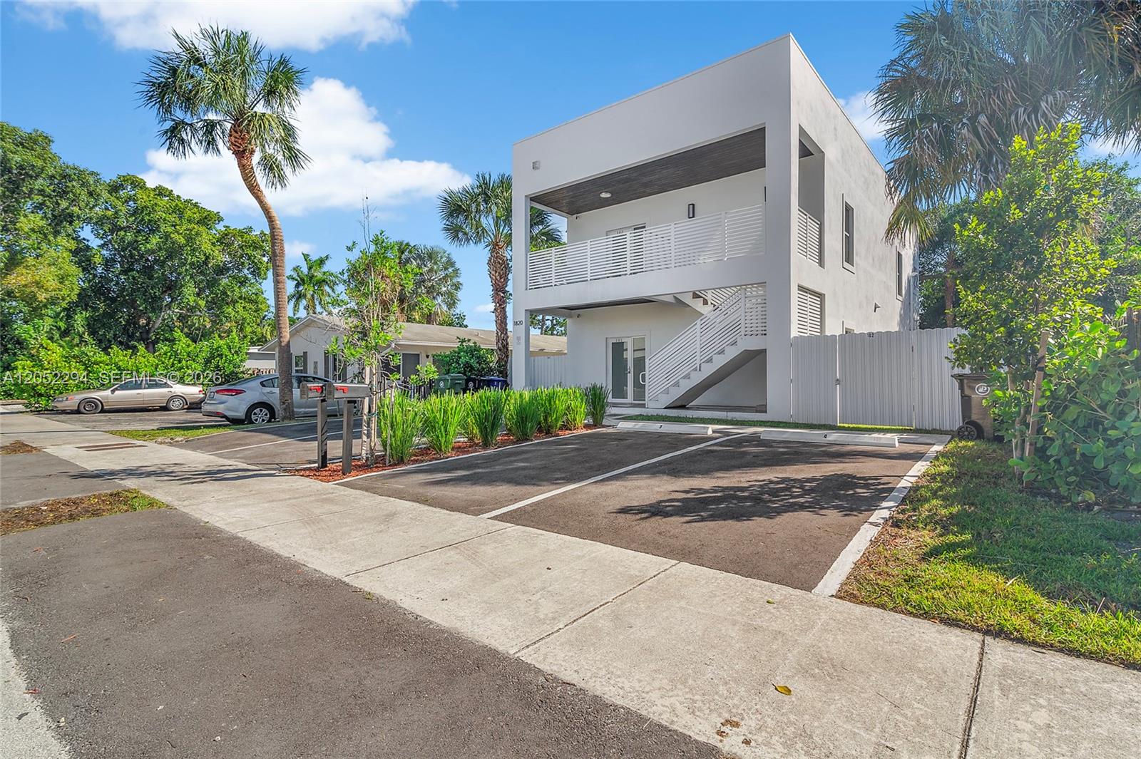 See details / 2576 sq. ft. $ 2026-07-12 0 Photo