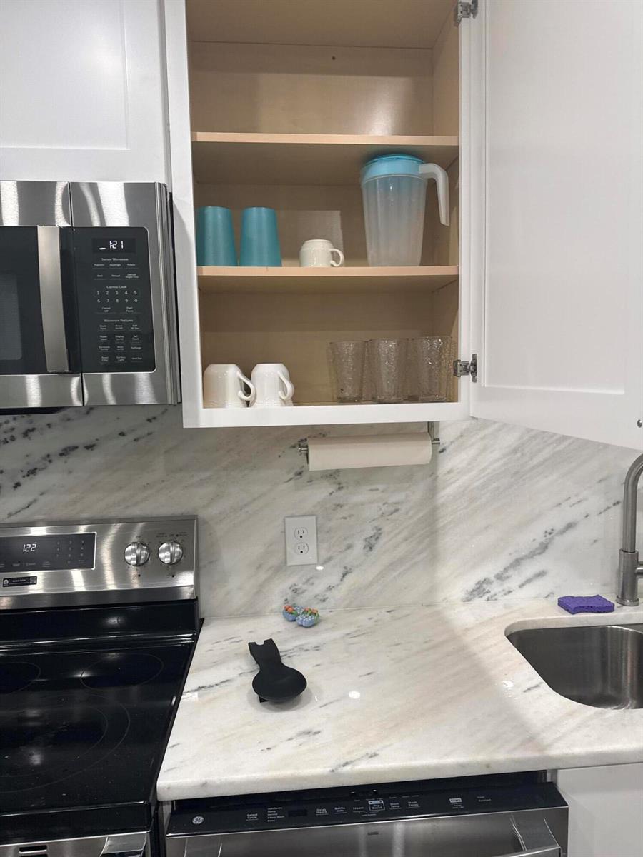   / 0 4052 sq. ft. $ 2026-07-13 0 Photo