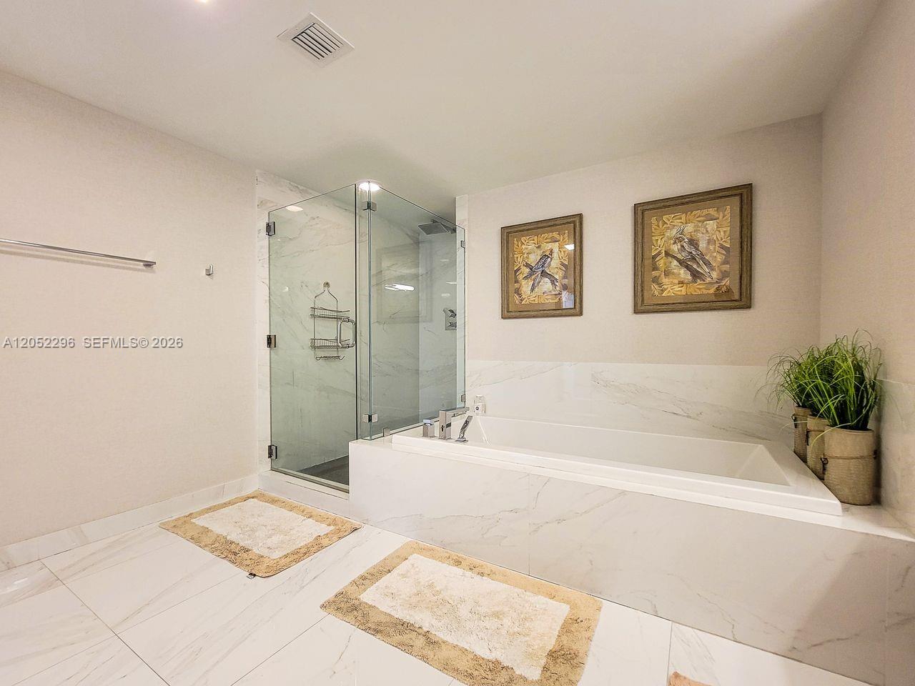 Photo of 400 Sunny Isles Blvd #1604, Sunny Isles Beach, Florida, 33160 - Master bathroom