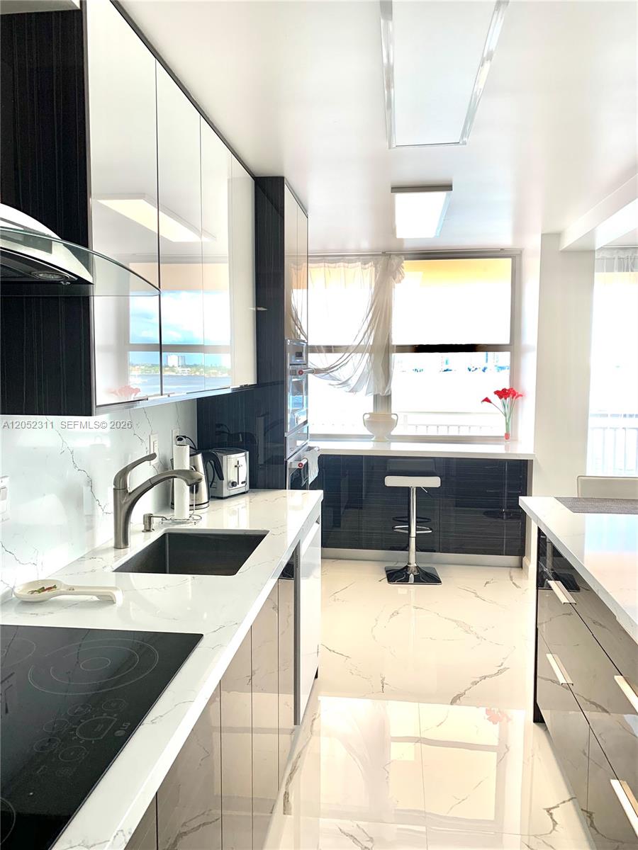 See details 602 2 / 2 1275 sq. ft. $ 2026-07-12 0 Photo