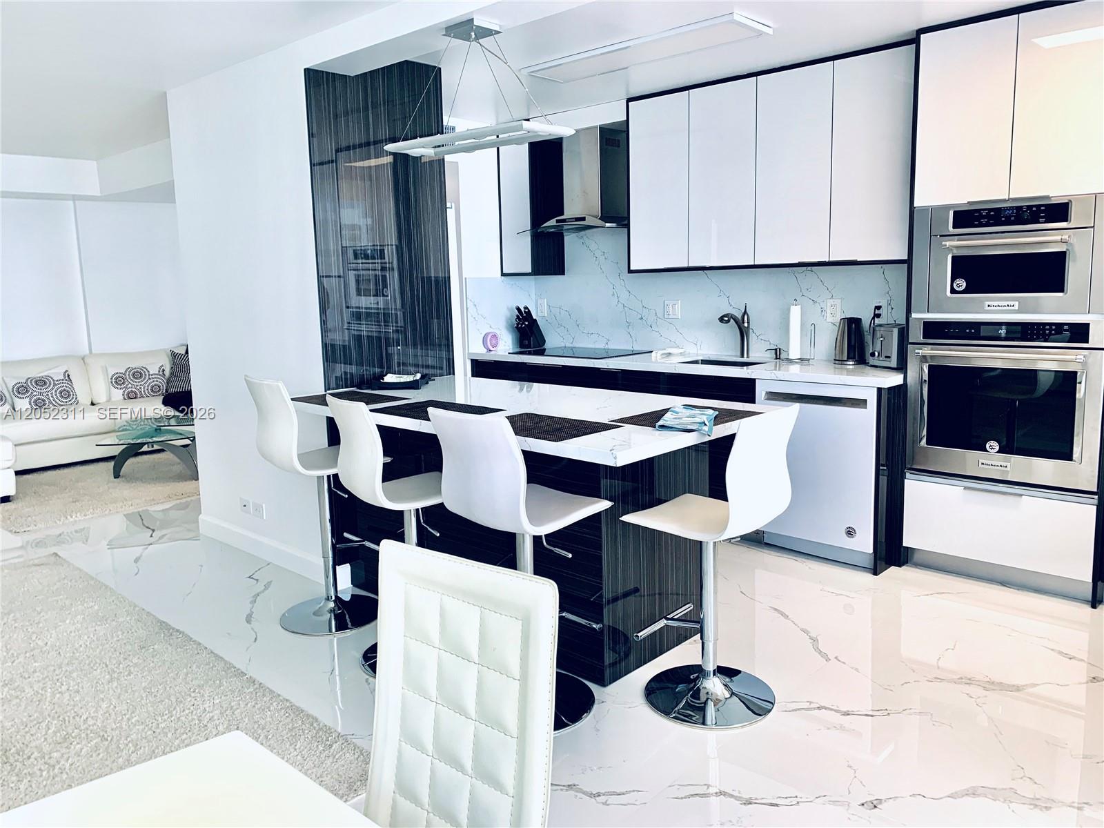 See details 602 2 / 2 1275 sq. ft. $ 2026-07-12 0 Photo