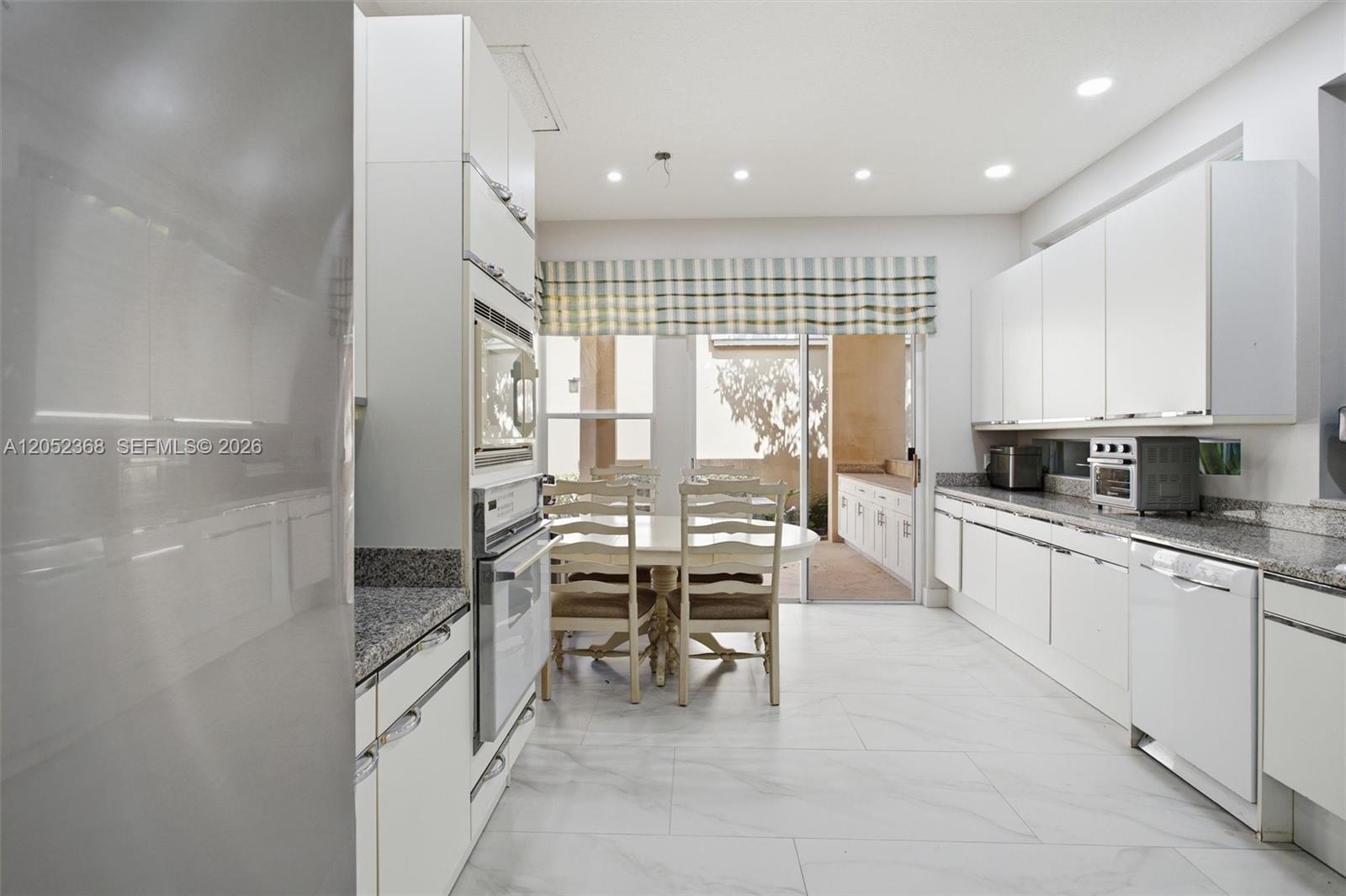 Photo of 3722 208th Ter (3722), Aventura, Florida, 33180 -