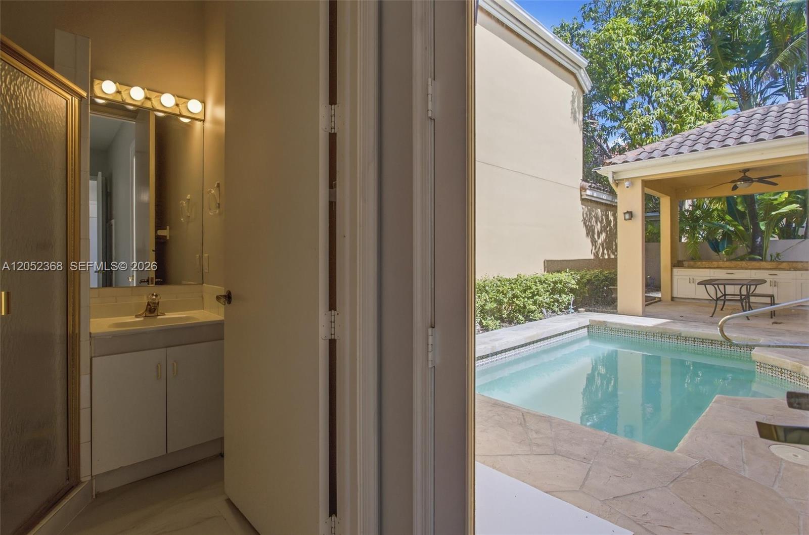 Photo of 3722 208th Ter (3722), Aventura, Florida, 33180 - Bathroom near the pool