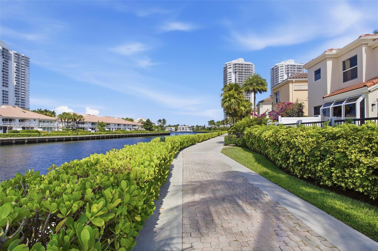 Photo of 3722 208th Ter (3722), Aventura, Florida, 33180 -