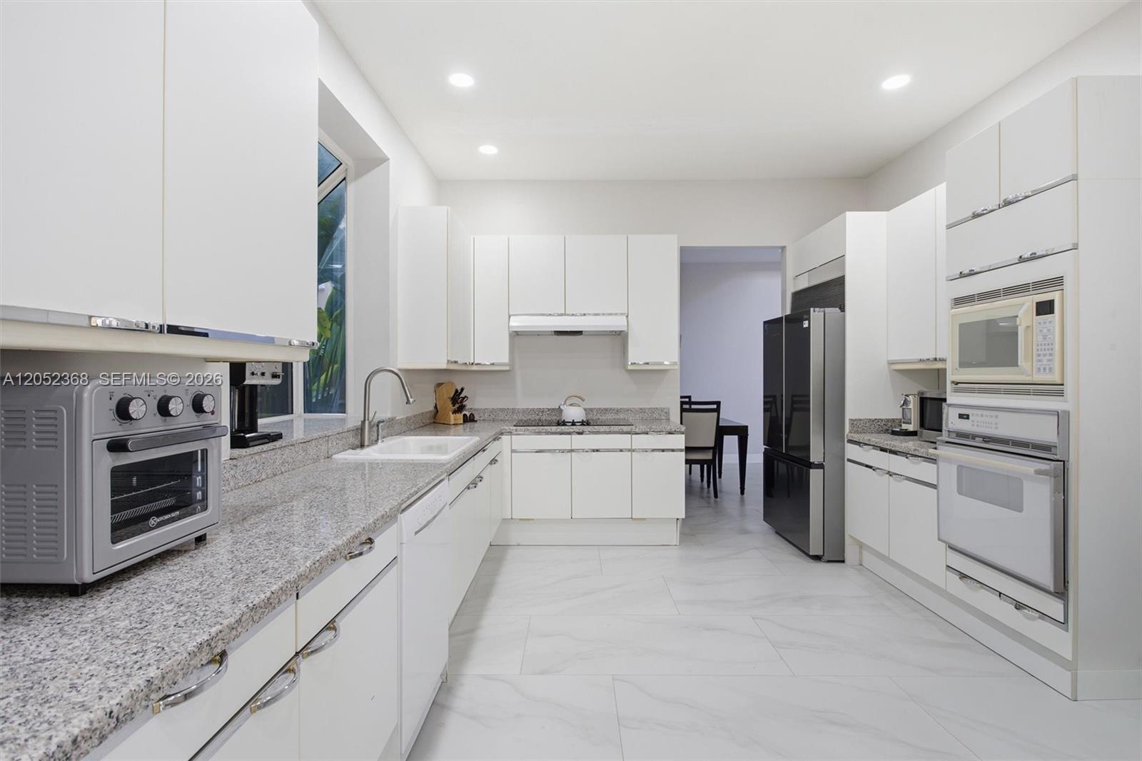 Photo of 3722 208th Ter (3722), Aventura, Florida, 33180 -