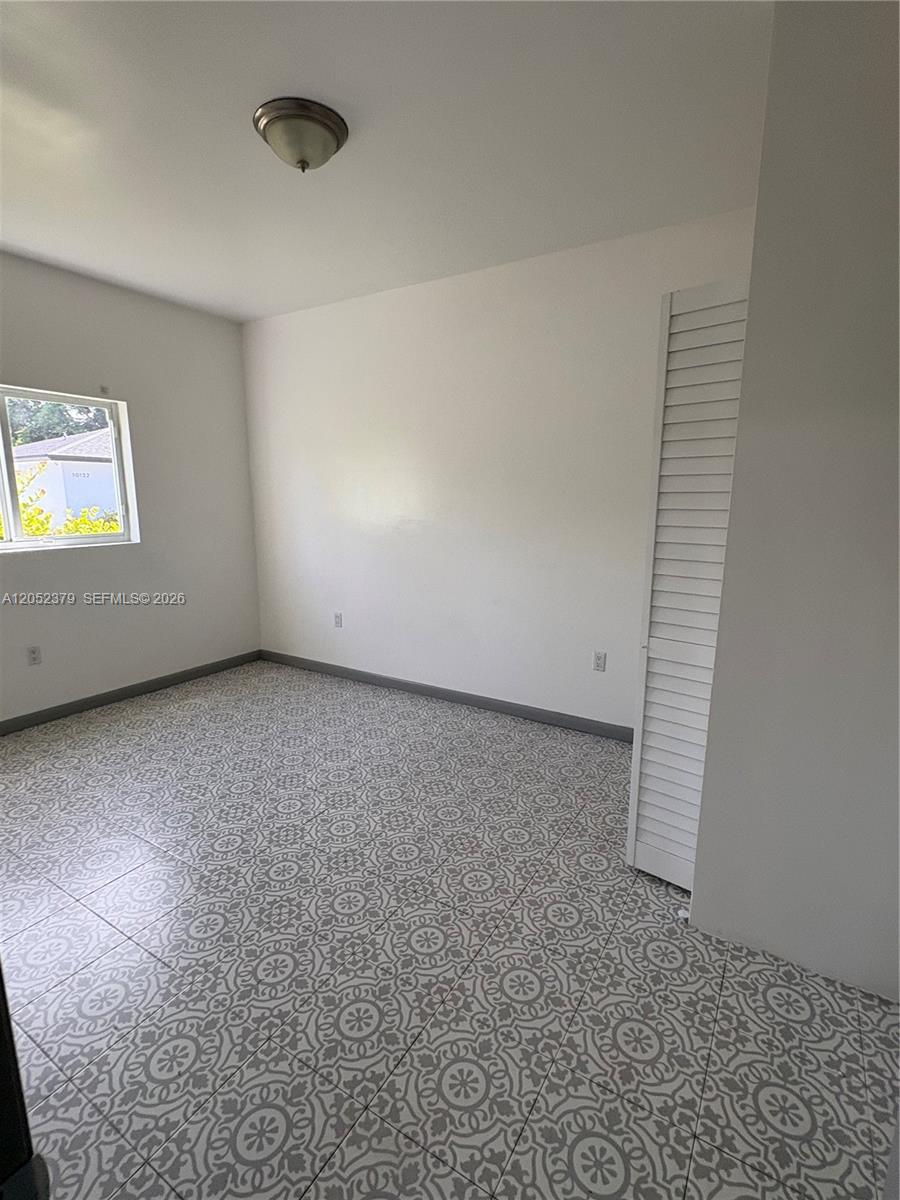 Ver detalles / 3255 sq. ft. $ 2026-07-13 0 foto